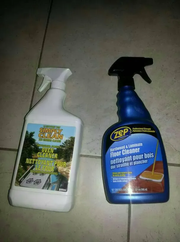Cleansing Products: Harwood Laminate Floor Cleanser / Cleaner