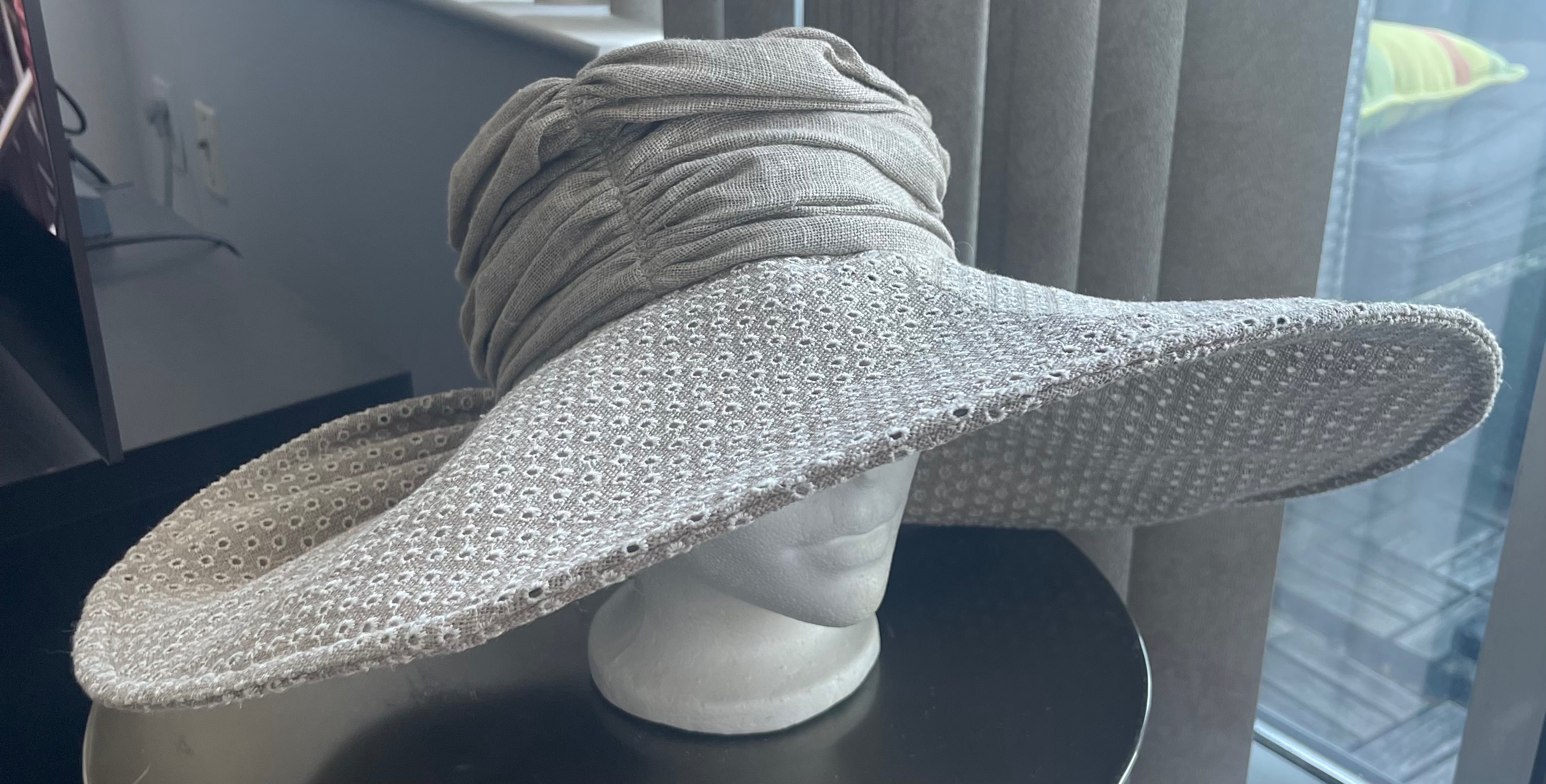 Vintage Kokin NY Couture Wide-Brim 7" Linen Hat (Holt Renfrew) - photo 2