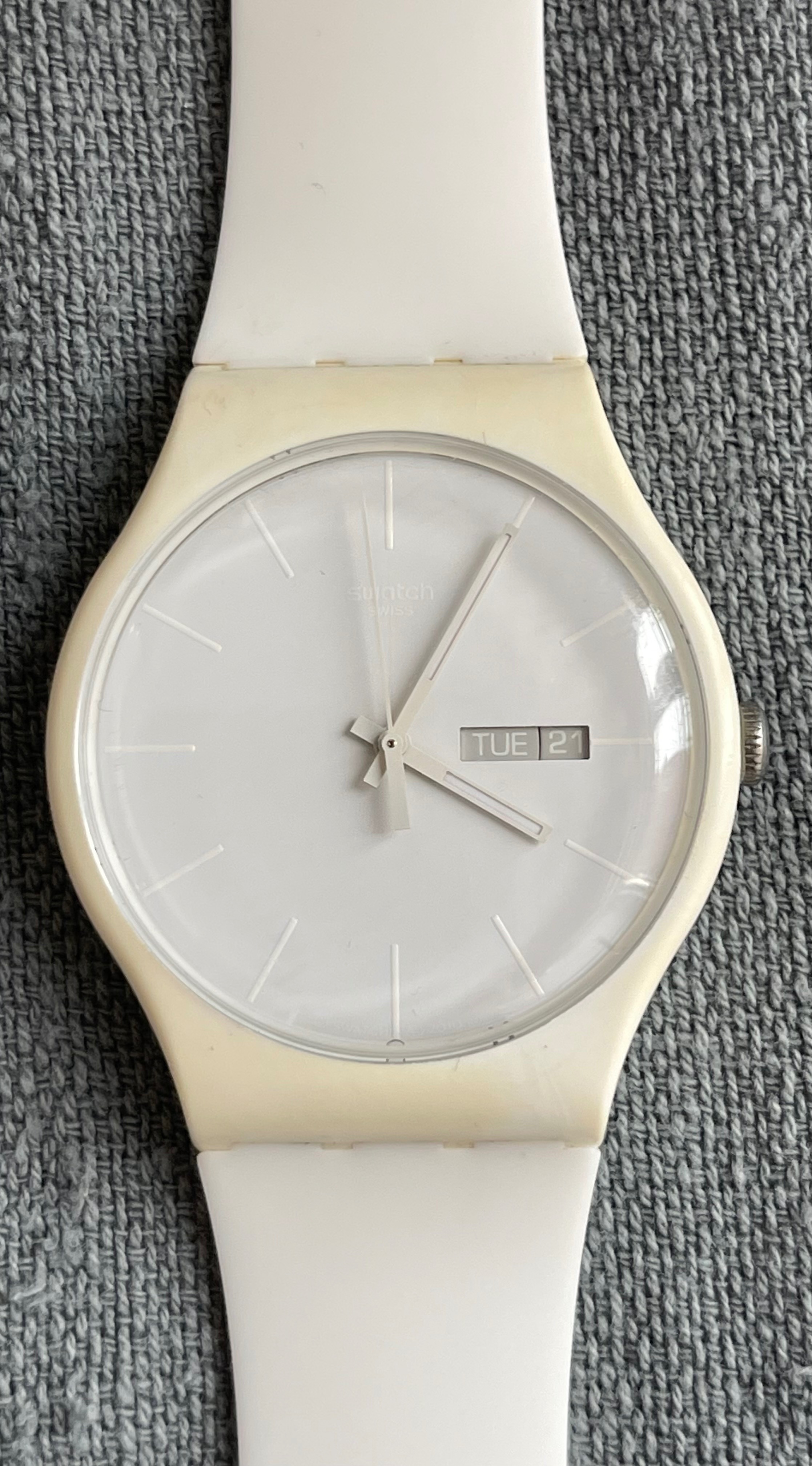 Vintage Swatch Swiss Watch – All White (Working) - photo 2