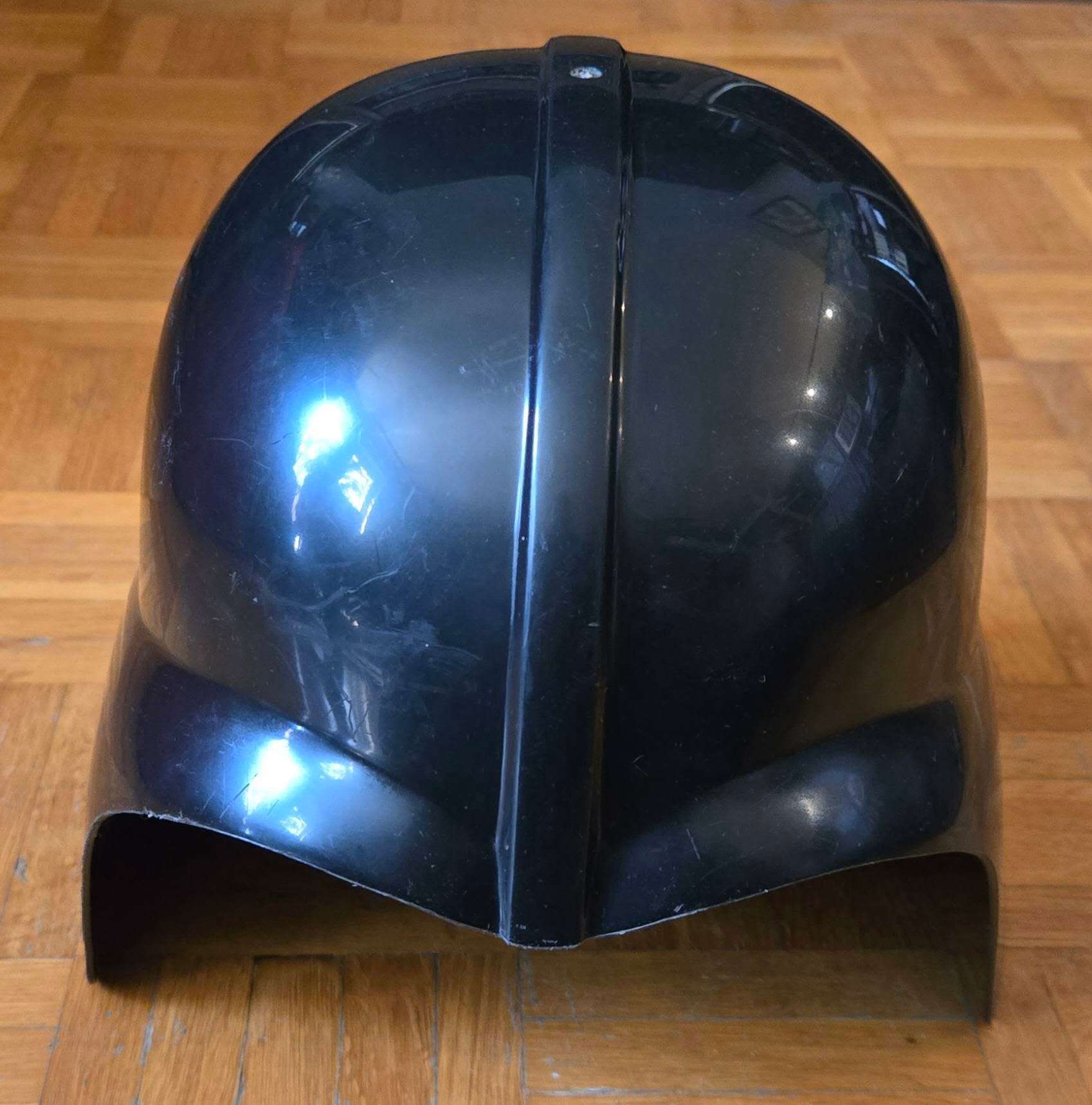 Darth Vader Helmet and Darth Vader Piggy Bank - photo 5