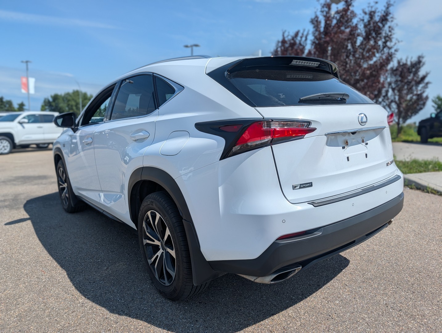 2017 Lexus NX 200t - photo 3