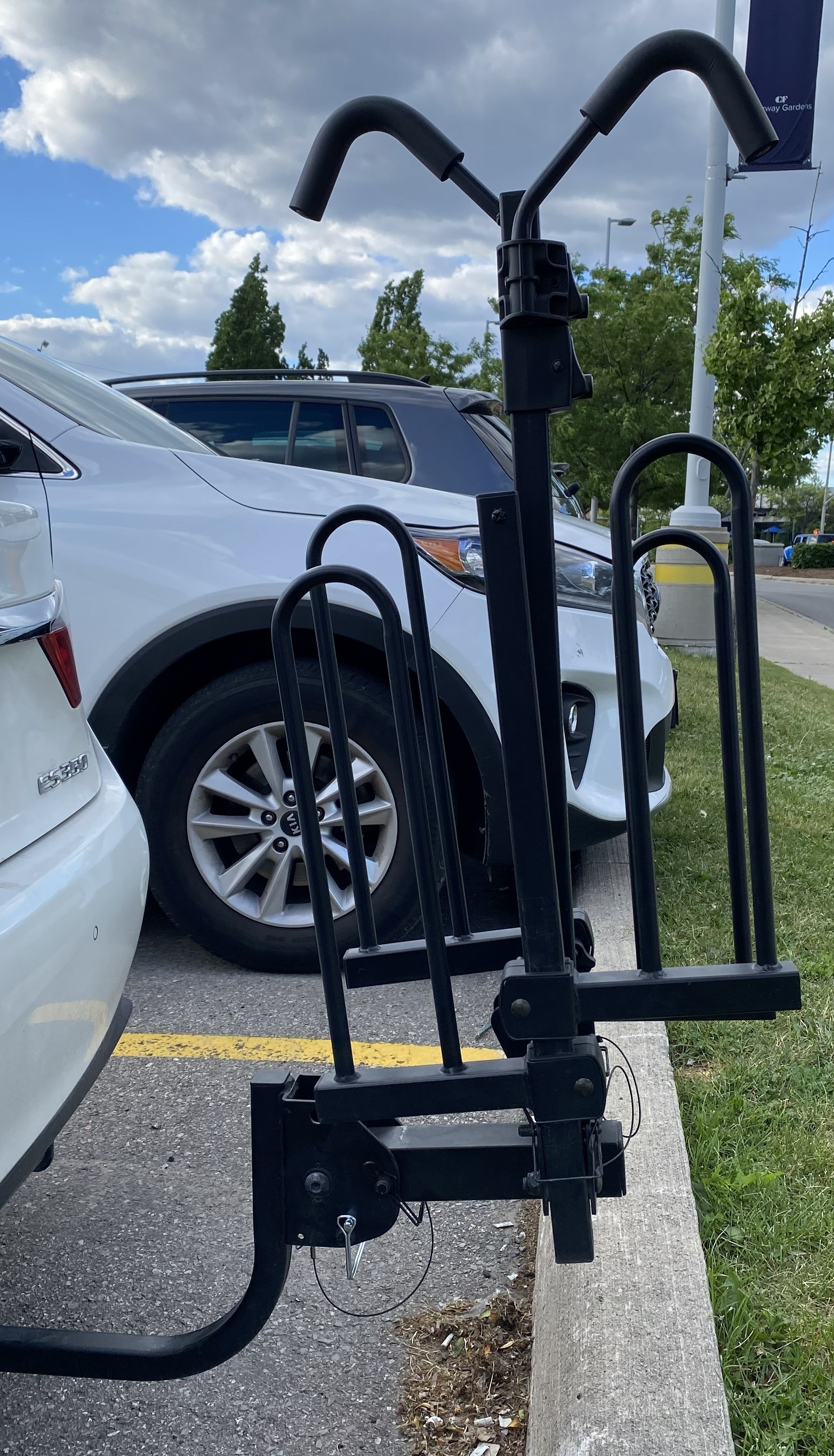 CURT 18085 2-Bike Tray-Style Hitch Mount Bike Rack - photo 5