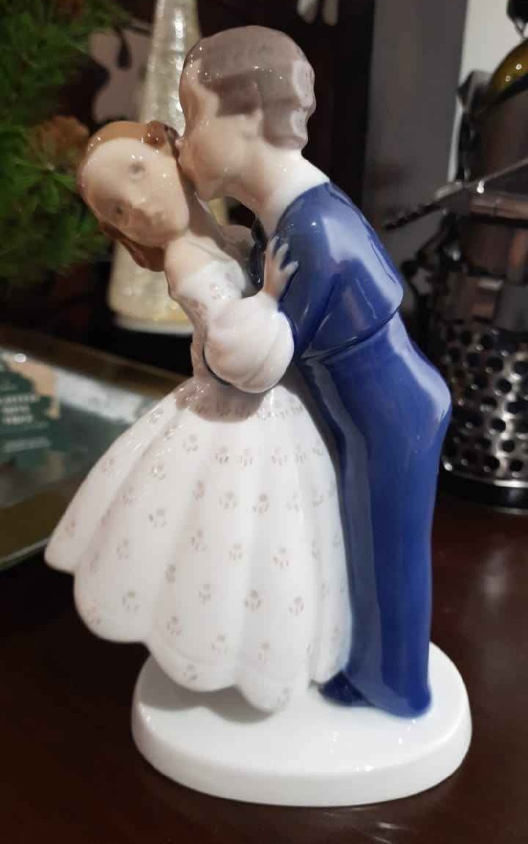 Vintage Bing and Grondahl"Youthful Boldness"1950s First Kiss - photo 2