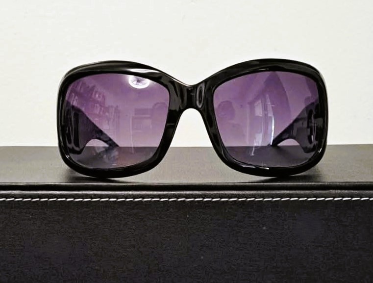 Oversized Black Sunglasses Large Interlocking DG Emblem Y2K Glam