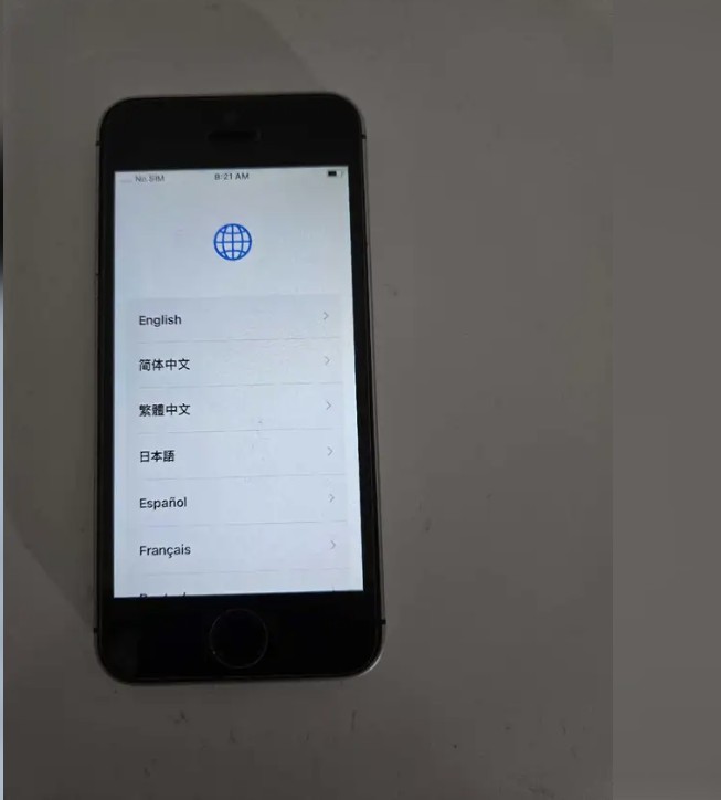 Apple iPhone SE- For Parts
