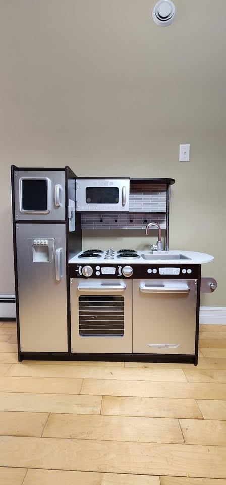 HUGE Play Kitchen Bundle - Kitchen + TONS of M&D Accessories!