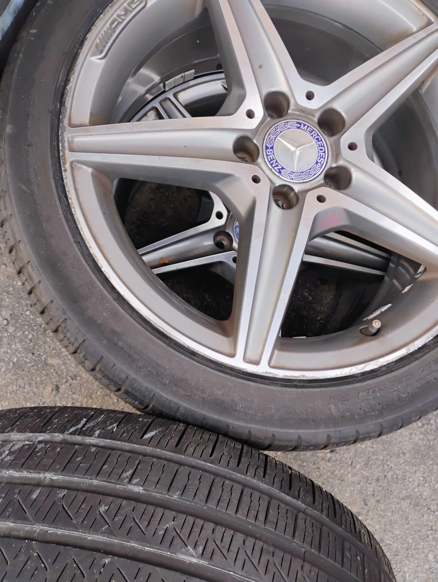 Set of 3 - Mercedes 5 Star AMG Aluminum 18" Rims - photo 5