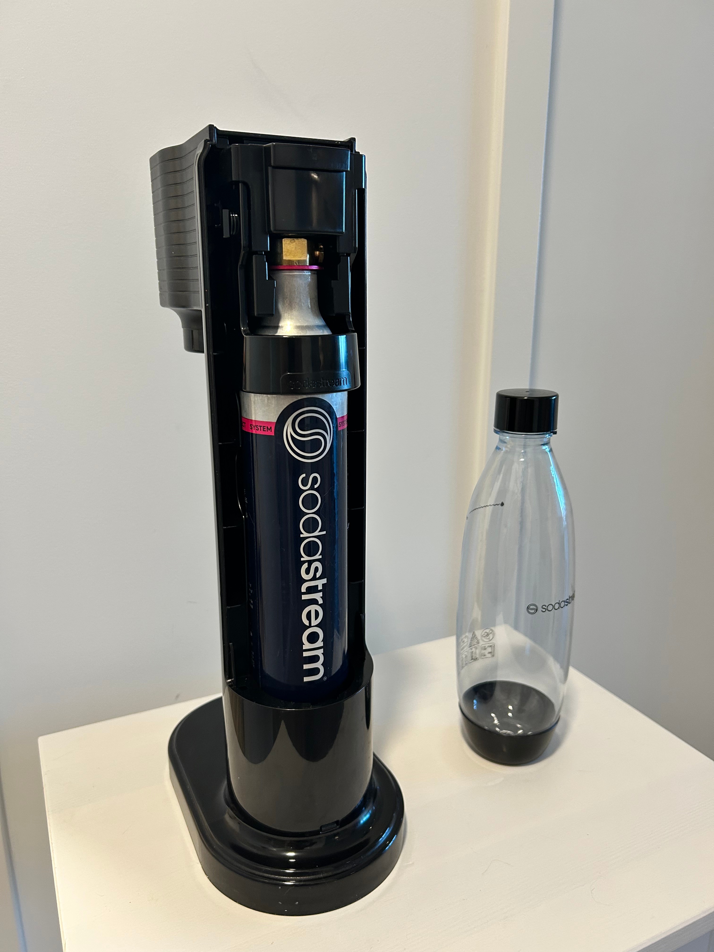 LIKE NEW SodaStream - photo 3