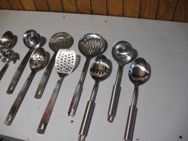12 Piece Stainless Steel Kitchen Utensils Set, LIKE NEW - photo 3