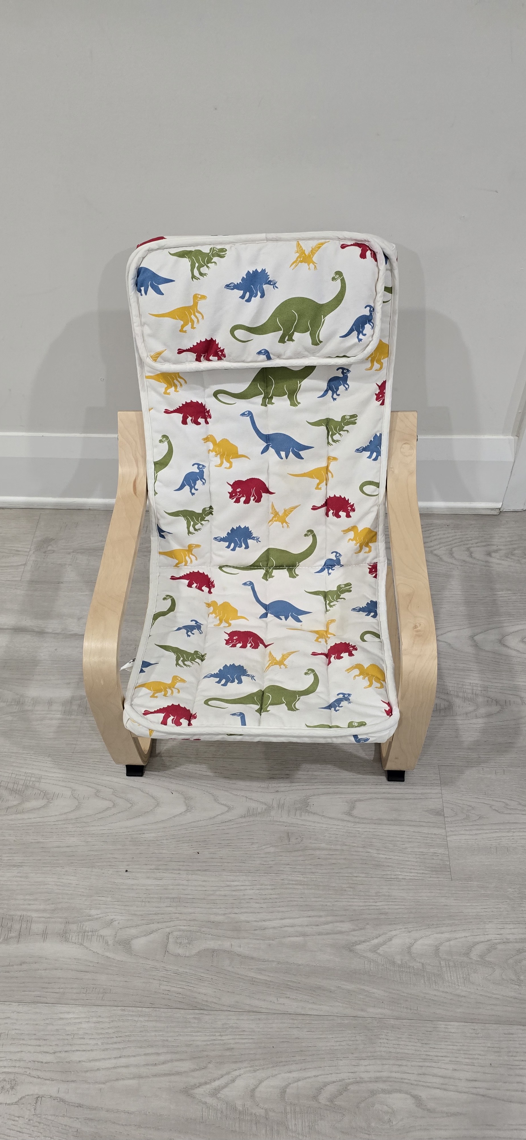 IKEA POÄNG Kids Armchair – Birch veneer/Dinosaur animal pattern