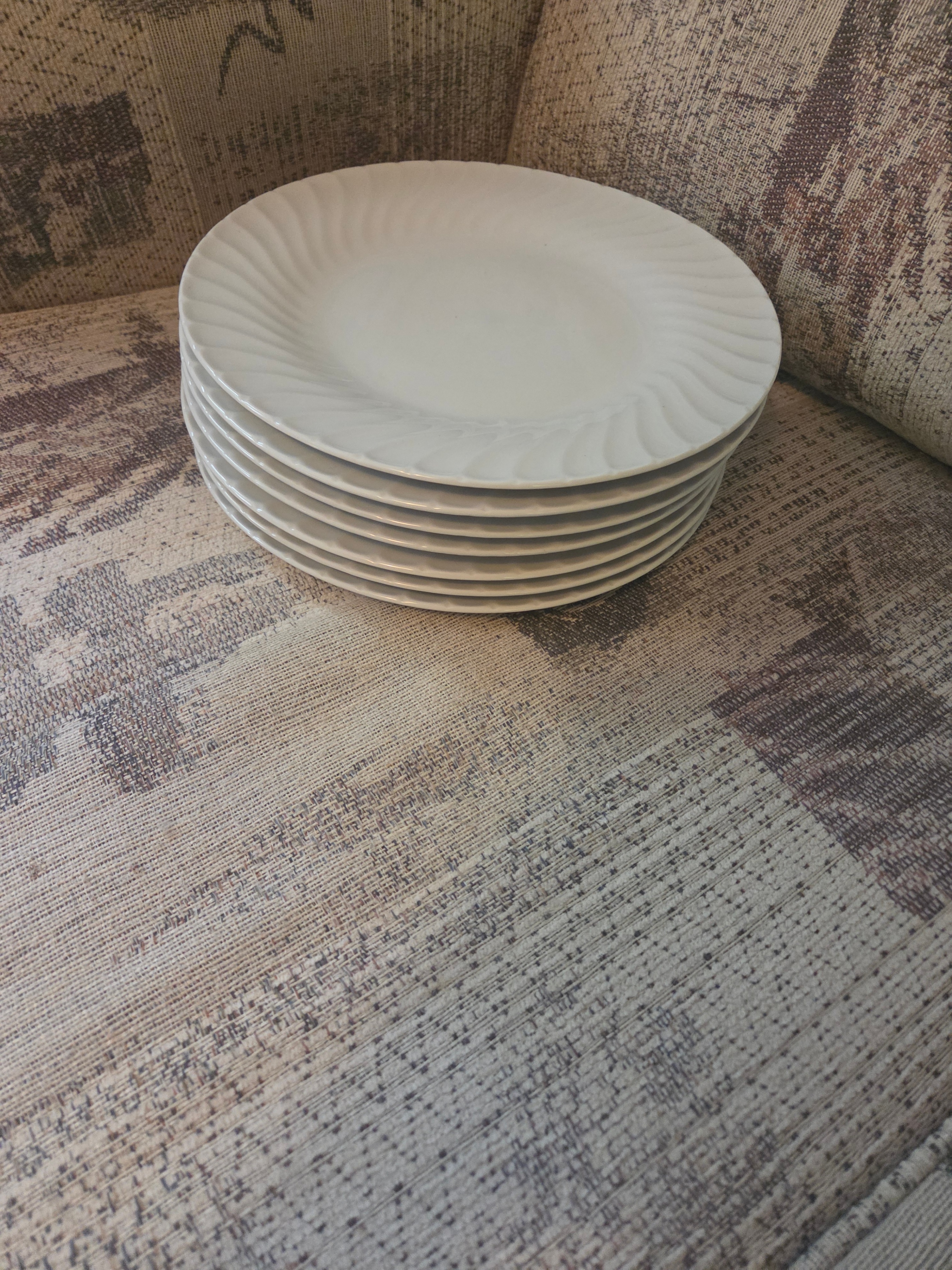 7pc Vintage White Swirl Ironstone Dinner Plates, Great Condition