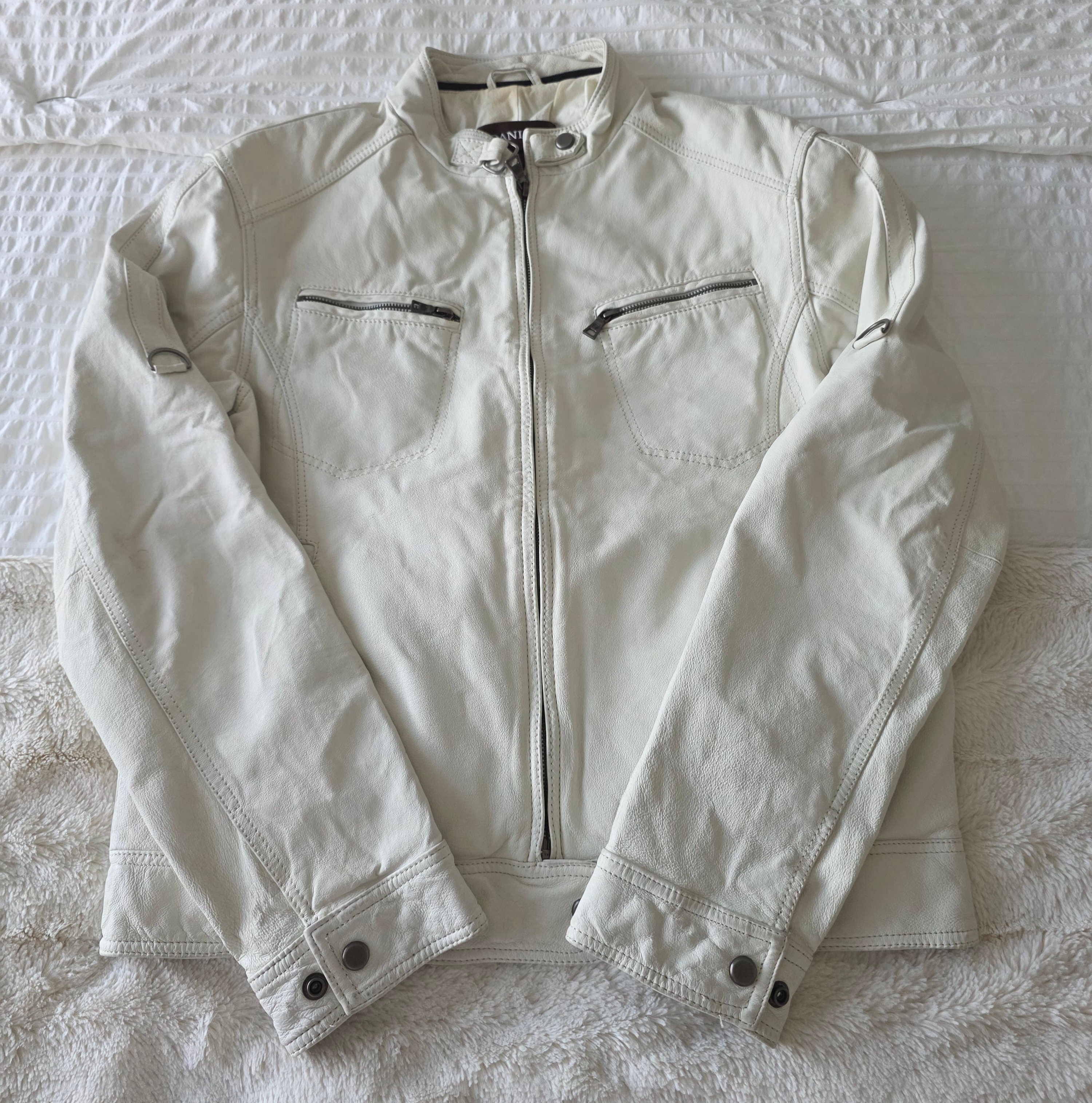 Danier /Vintage Leather Biker Style Jacket-Unisex-Cream/White - photo 4