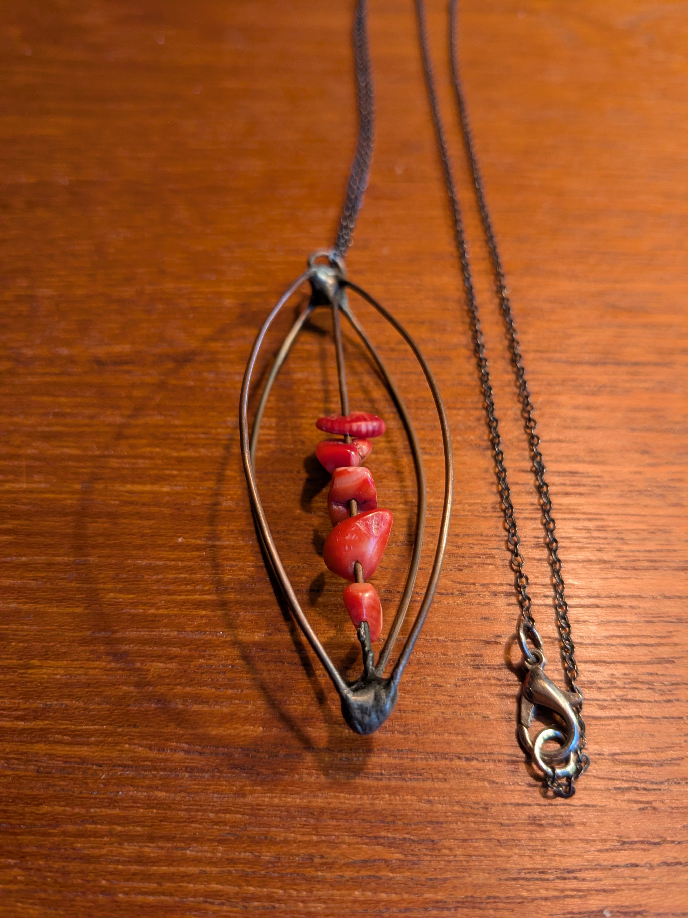 Kinetic necklace - red coral and copper wire - photo 3