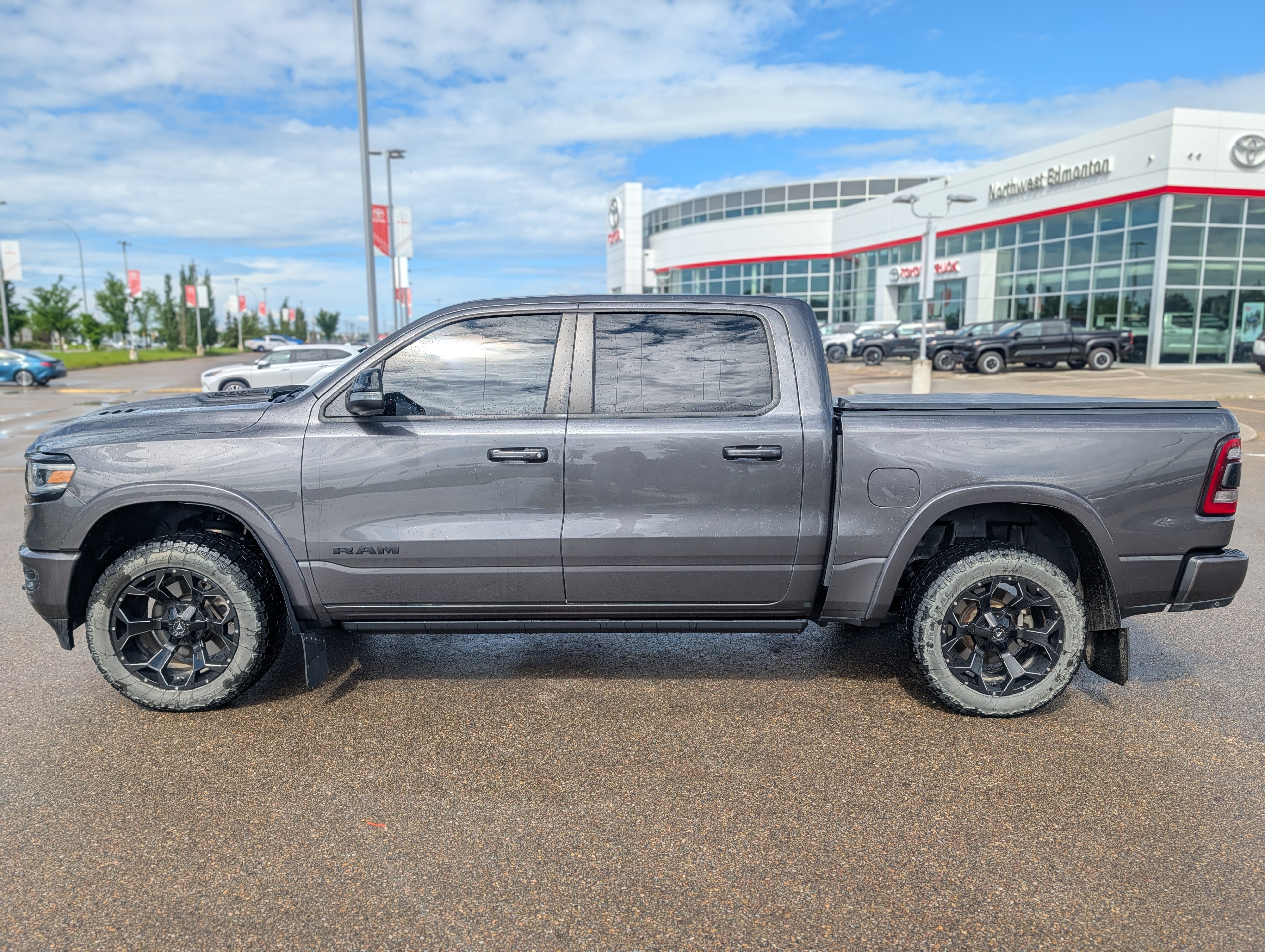 2022 RAM 1500 - photo 2