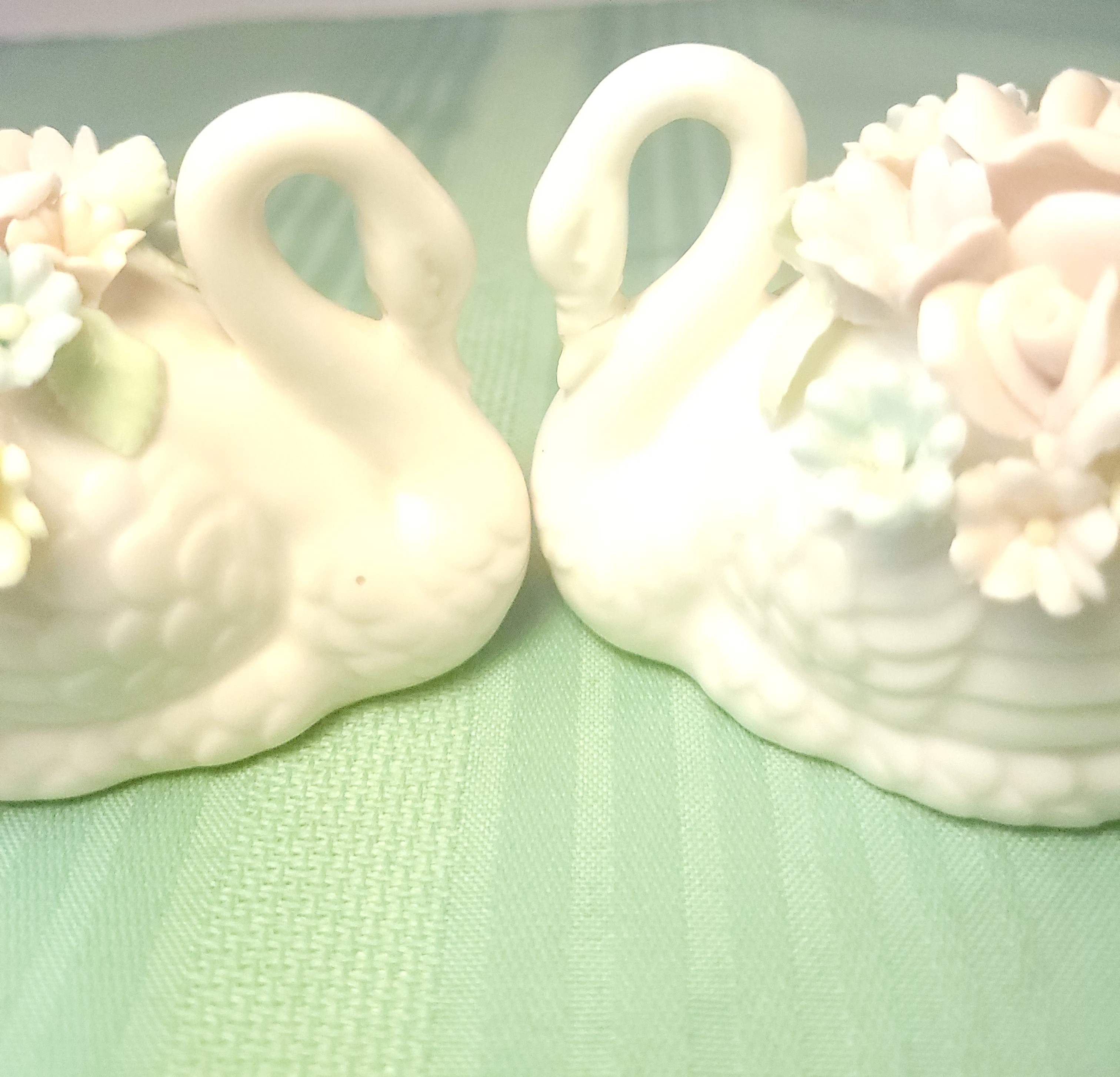 1960s Napco Originals Giftcraft Japan Swan Candle Holders 5G-517