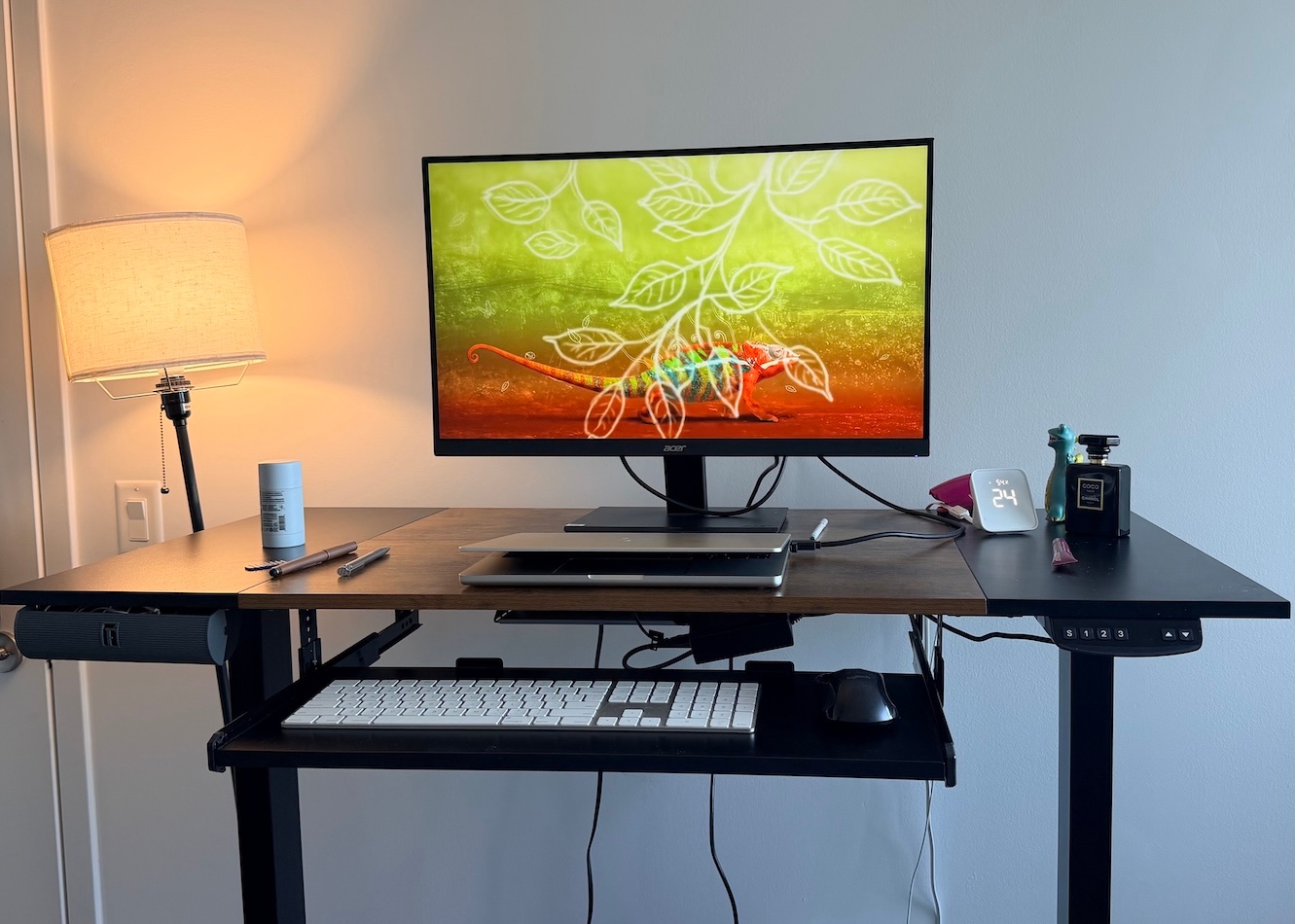Dual Motor Standing Desk with Keyboard Tray