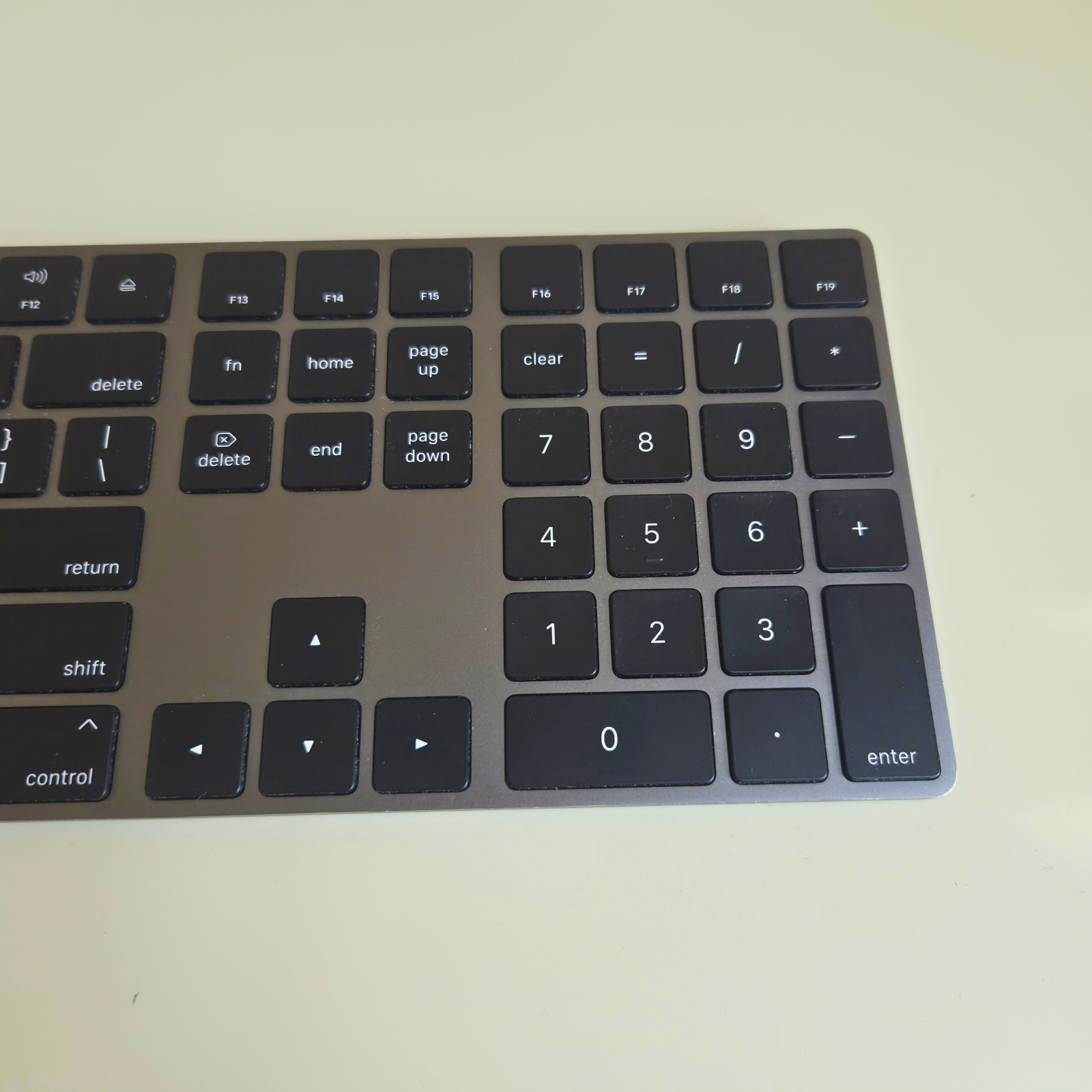 Apple - Magic Keyboard & Magic Mouse Bundle - Pre-Loved! ⌨️ - photo 4