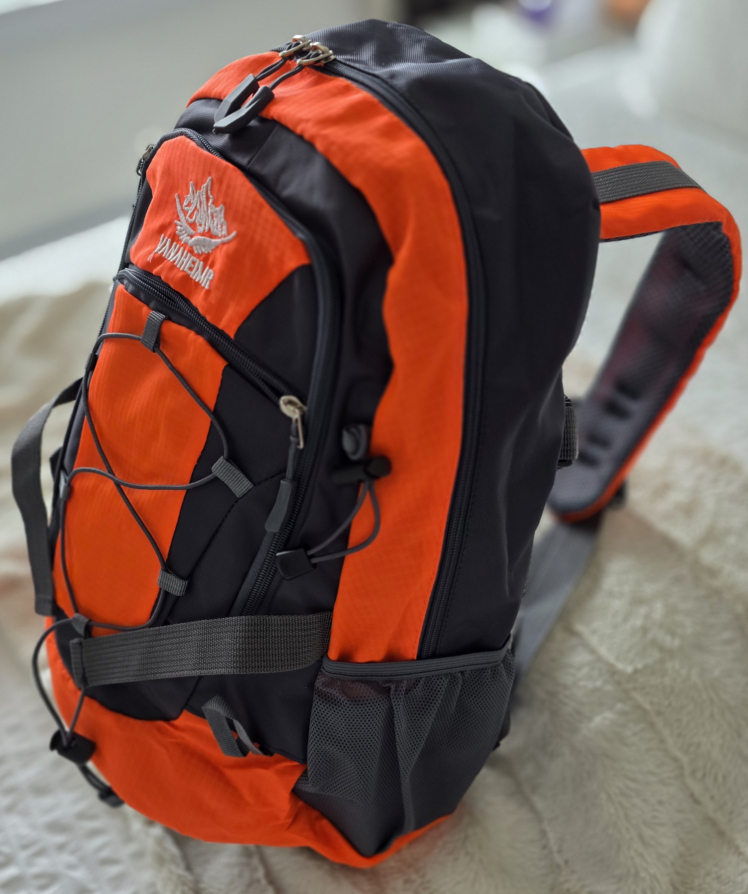 Backpack/Travel/Hiking/Lightweight/Large Capacity-BRAND NEW