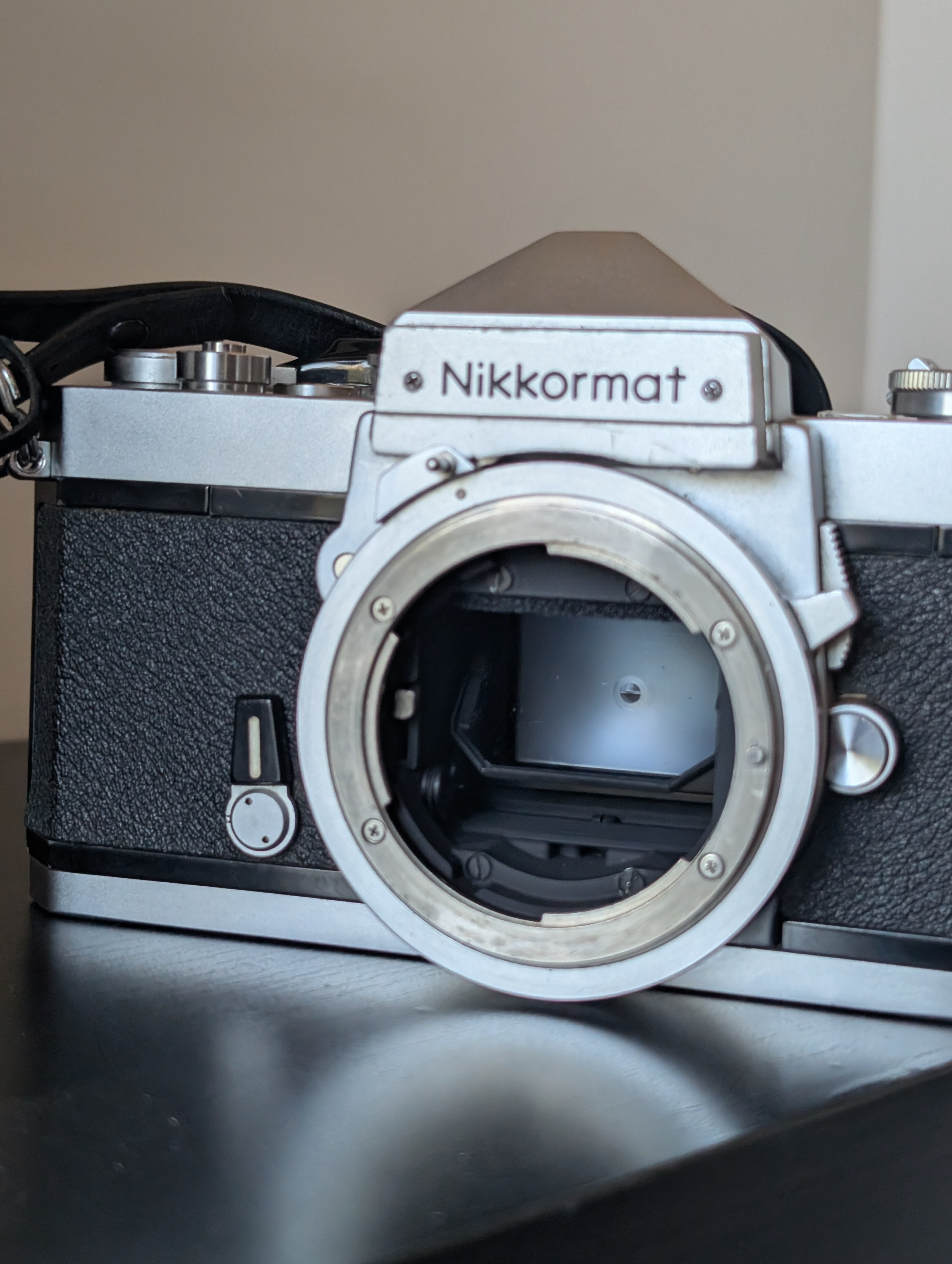Vintage Japanese 35mm Film Camera - BODY ONLY - photo 2