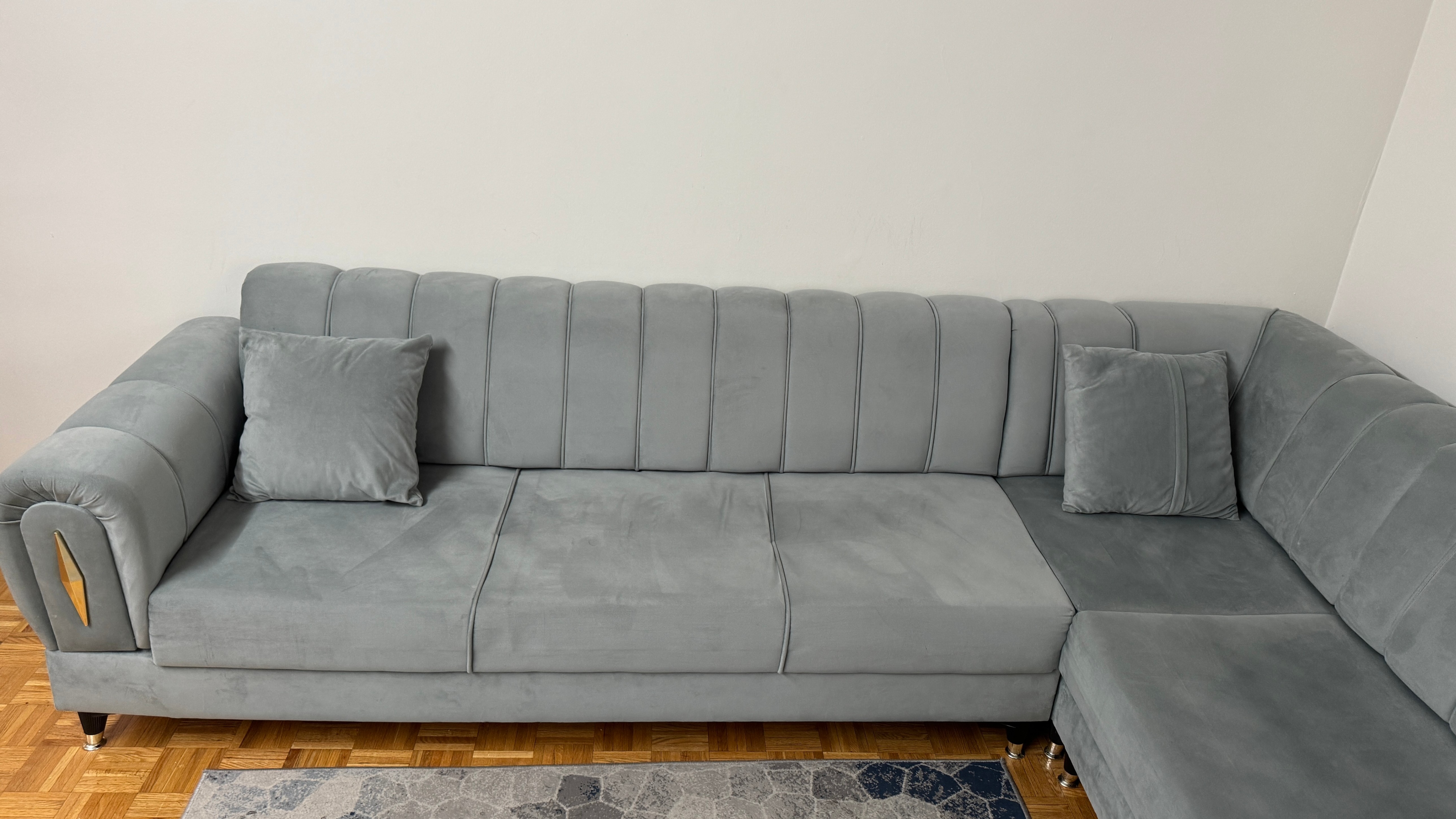 Italian-Style Grey L-Shaped Sectional Sofa – 9ft x 8ft - photo 3