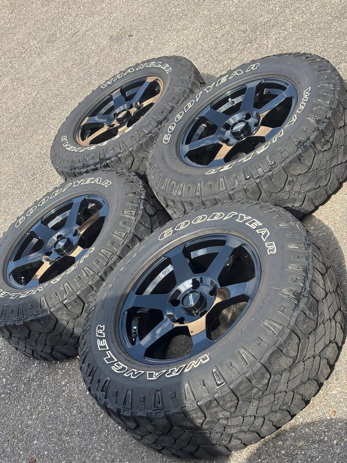 NEW 18”AmericanRacing(5x139)+used 275/70/R18 Duratrac-RAM 1500 - photo 5