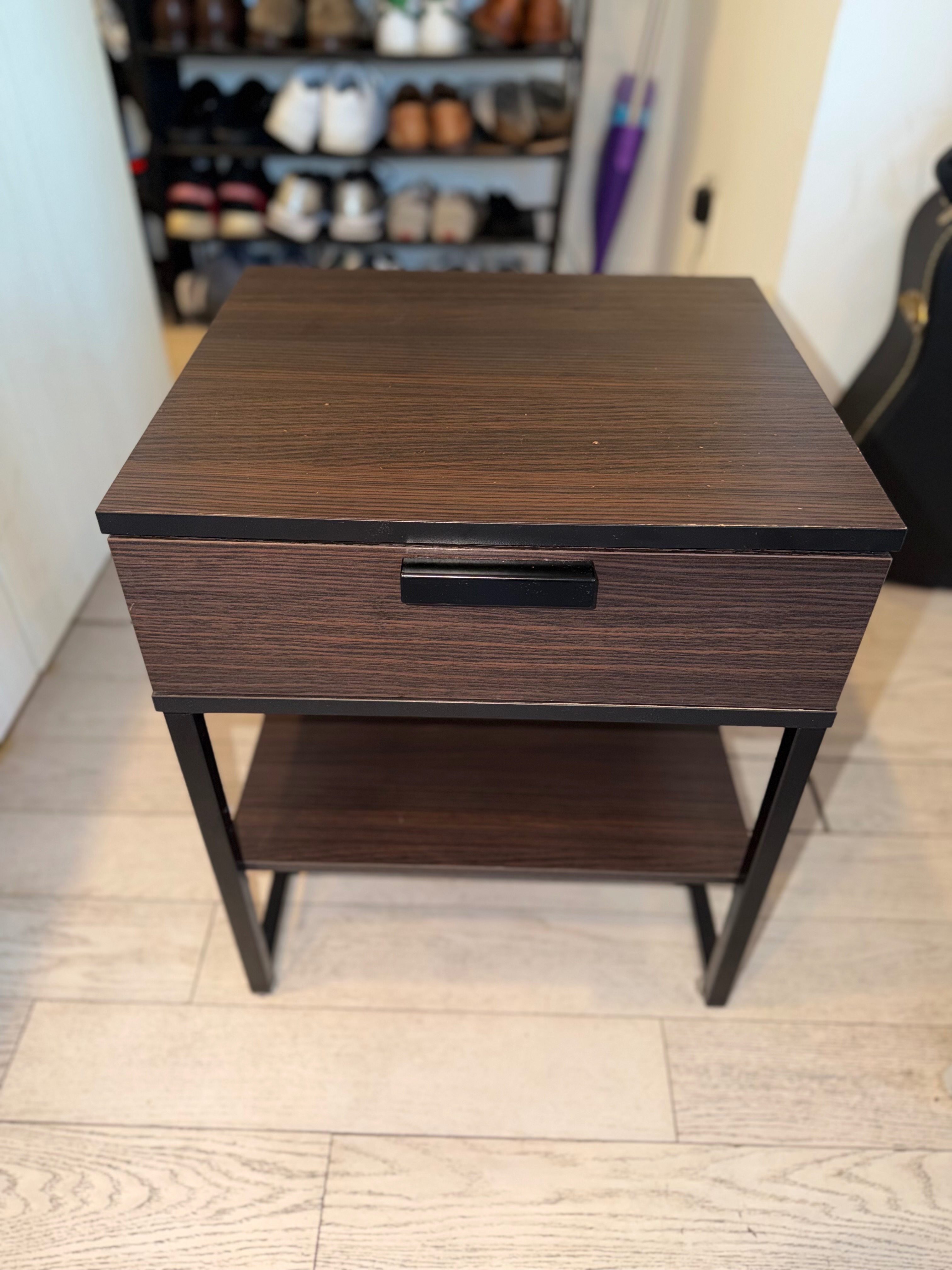 Nightstand/Side-Table