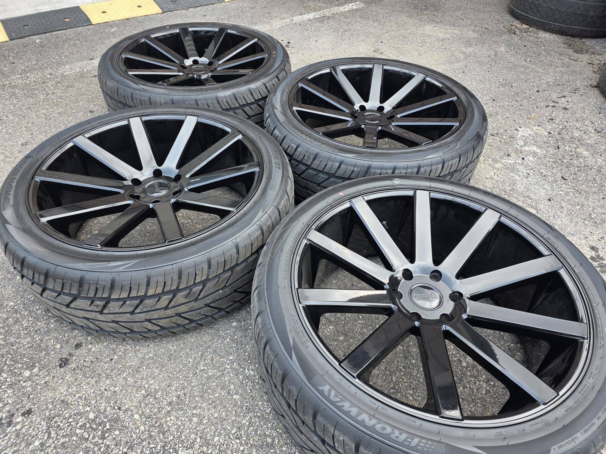 NEW 24”DUB SHOT CALLA(6x139)+305/35/R24 tires-Escalade/Tahoe/Si - photo 3