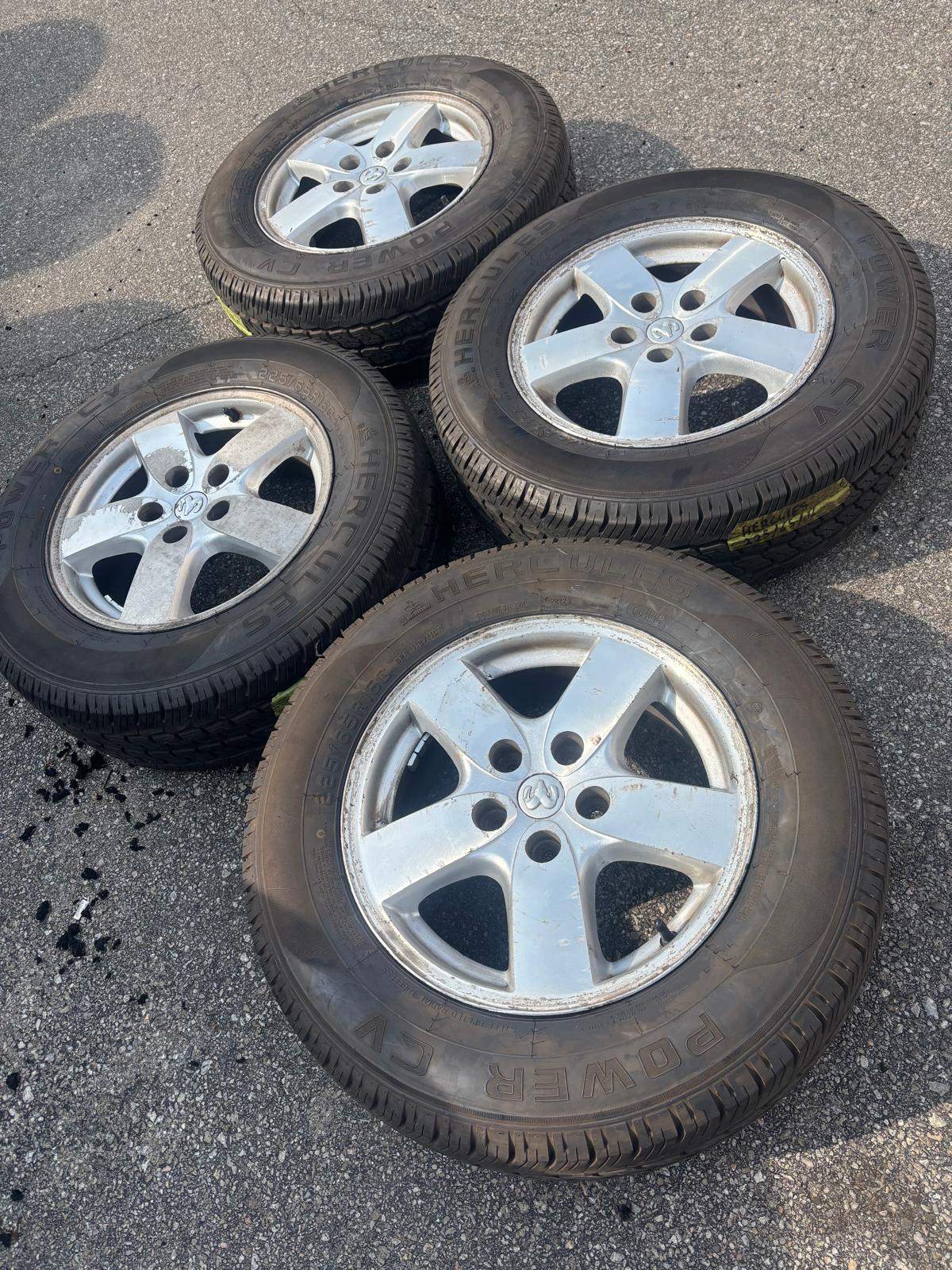 16"Grand Caravan /Town&Country/Intrepid(5x114)+225/65/R16 A/S - photo 3