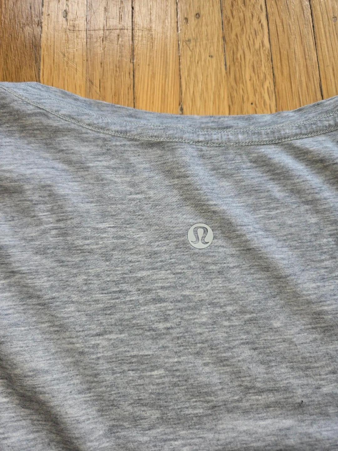 Size 8 - Lululemon Grey Love Crew T-Shirt - photo 5