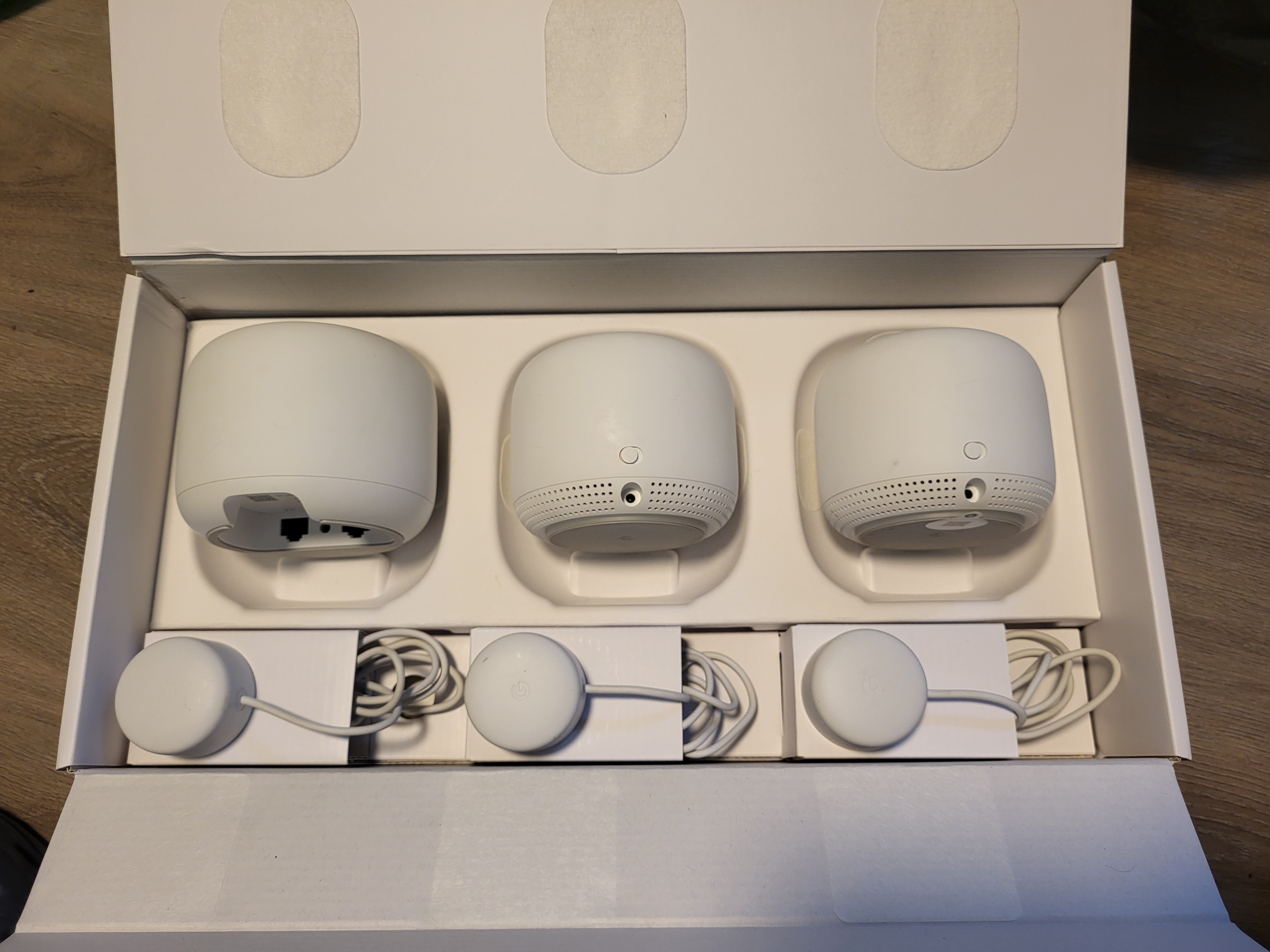 Google Nest Wifi Router and Two Points