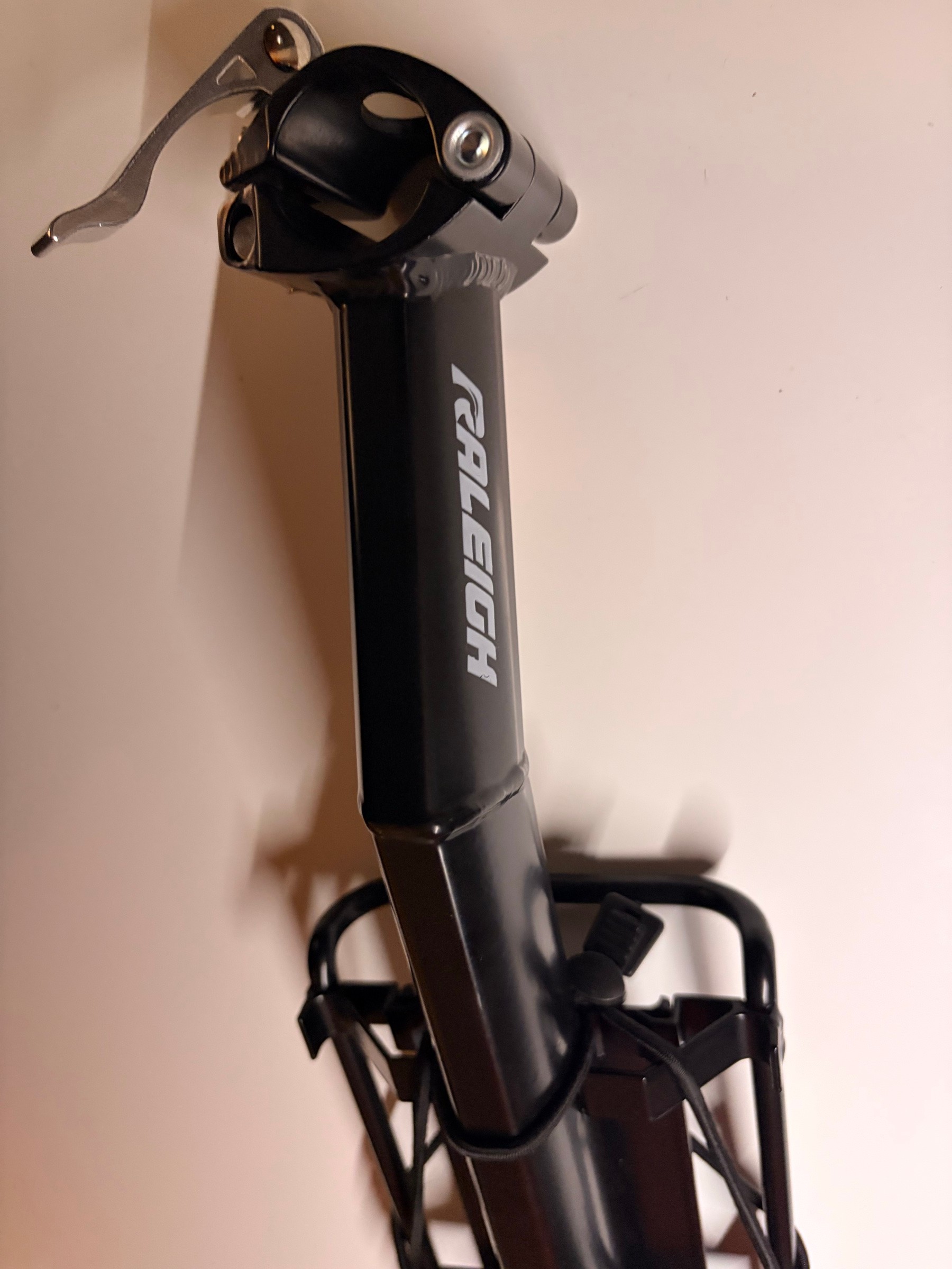 Raleigh bike rear cargo rack (seatpost mount) - photo 4