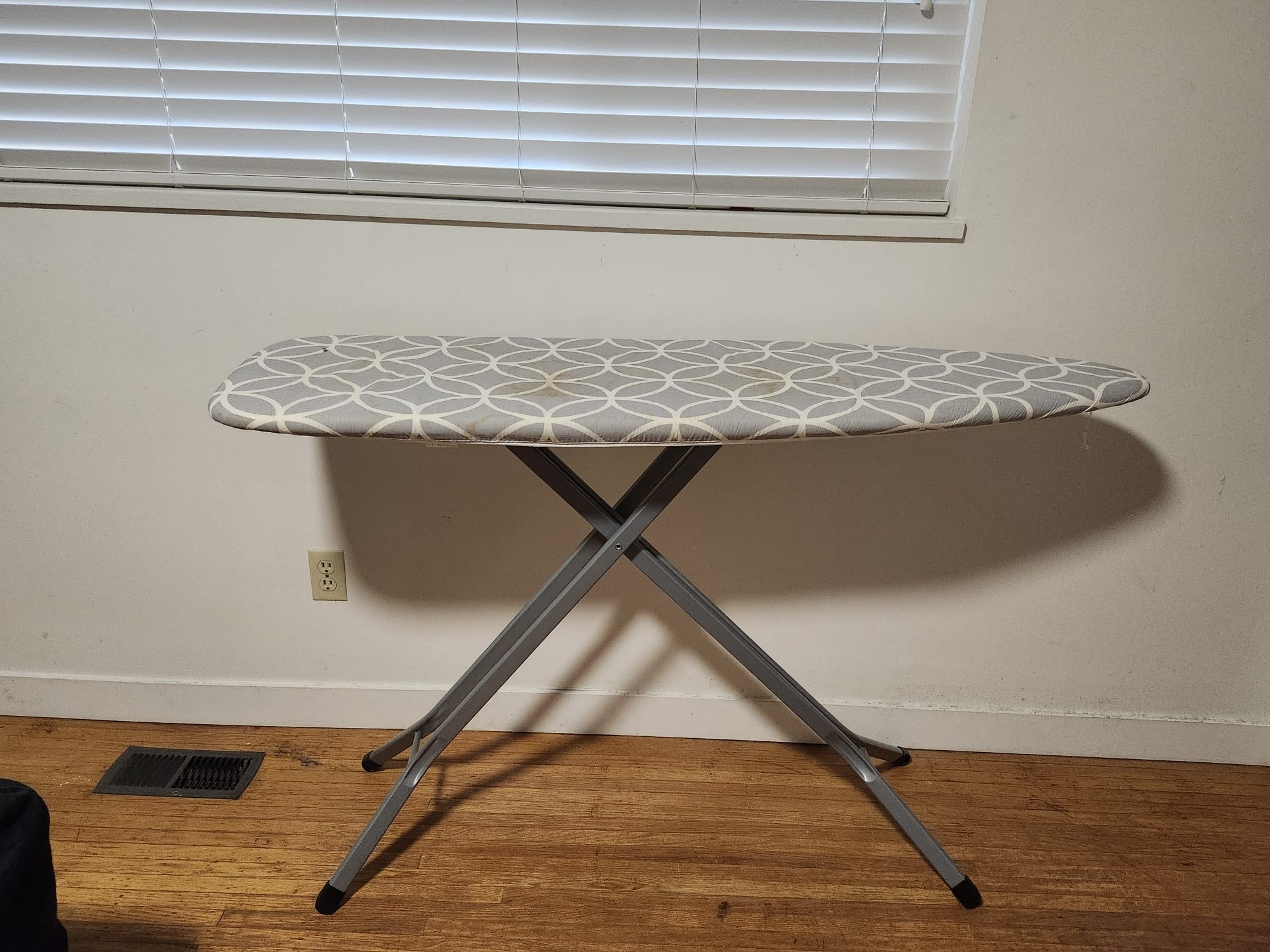 Ironing Board - No Iron - Jul 29 - photo 2