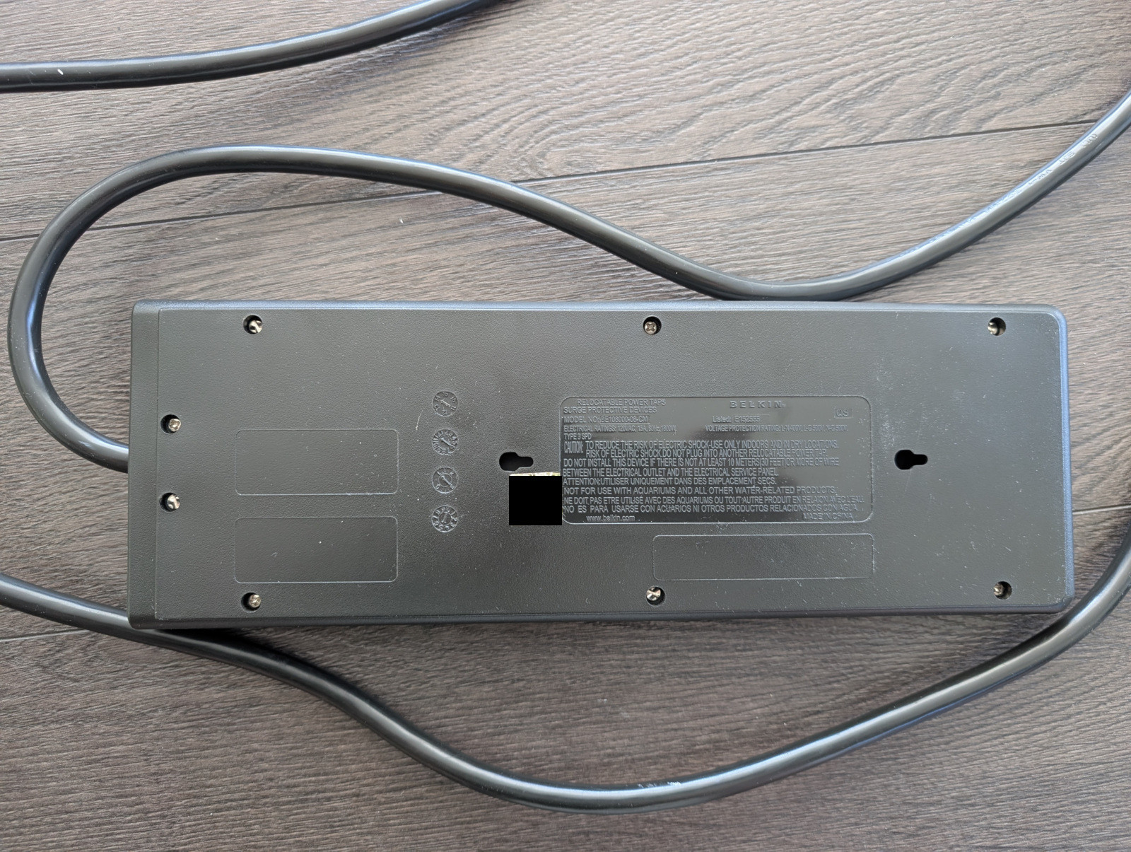 Belkin 8-port 1800W power strip extension cord - photo 2