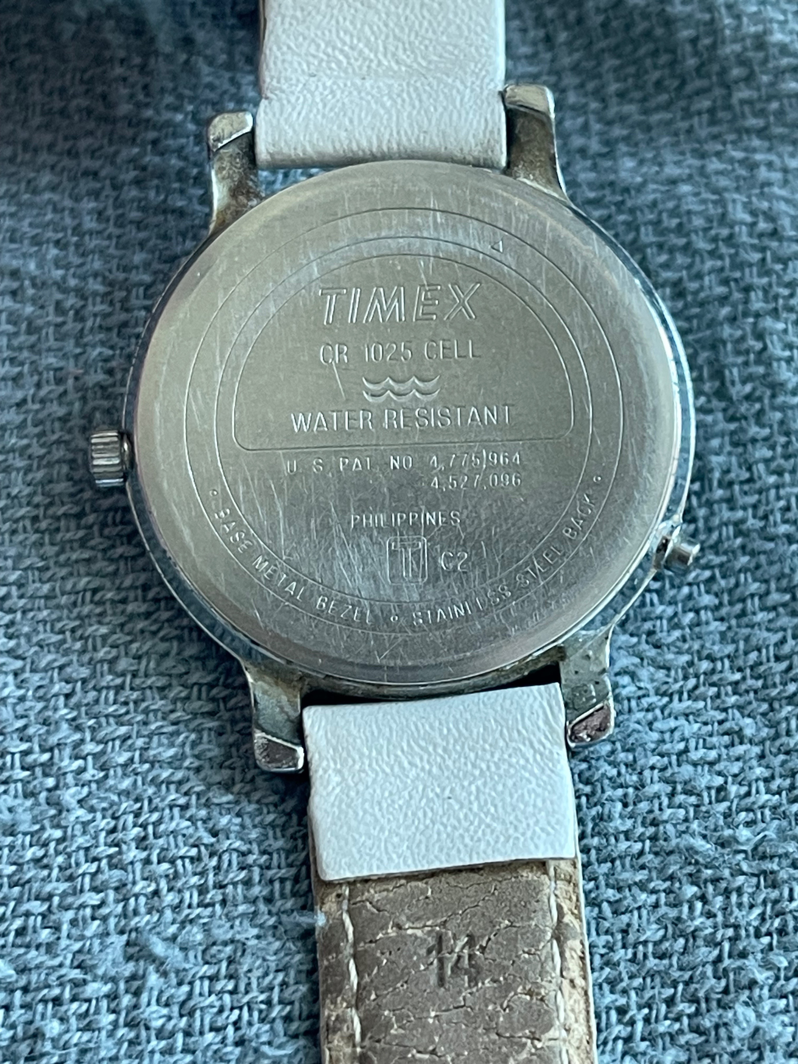 Vintage 1995 Women's Timex Field Dial Watch (Needs Battery) - photo 5