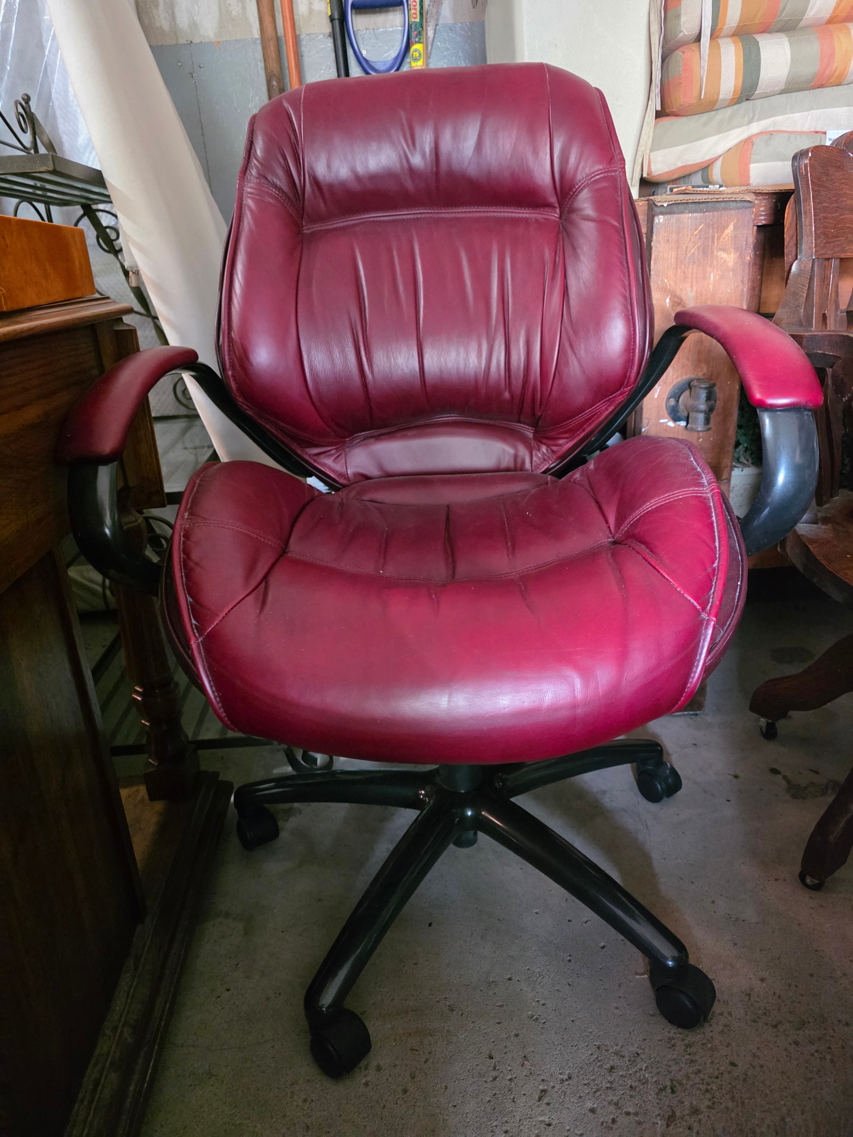 Red Leather Executive Office Chair