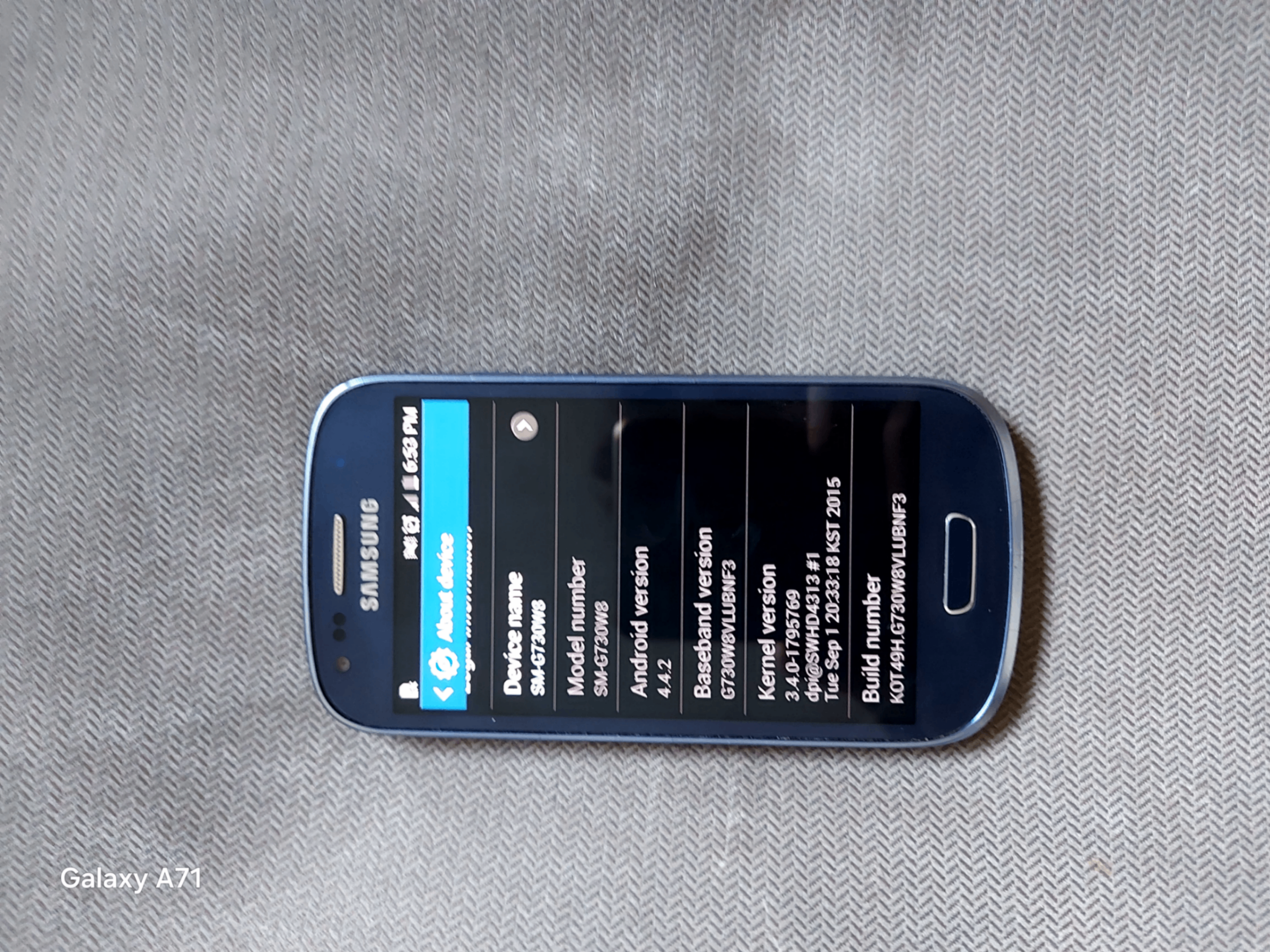 Samsung Galaxy S3 Mini - photo 2
