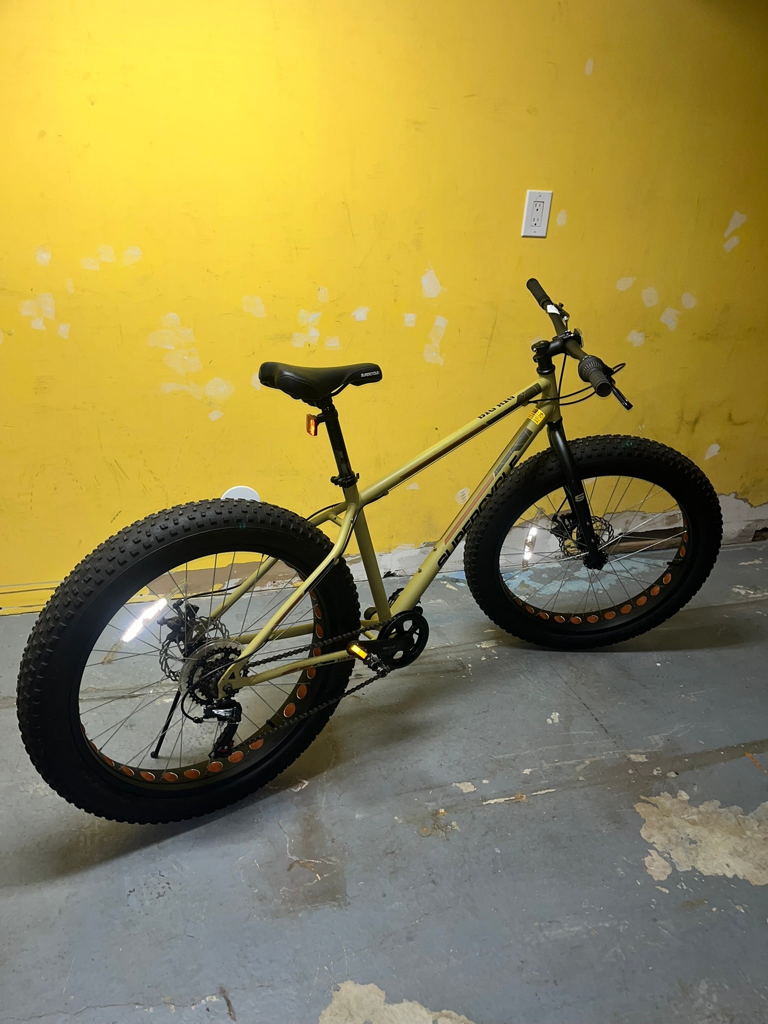 Used Adult Fat Tire Mountain Bike - SUPER CYCLE - photo 3