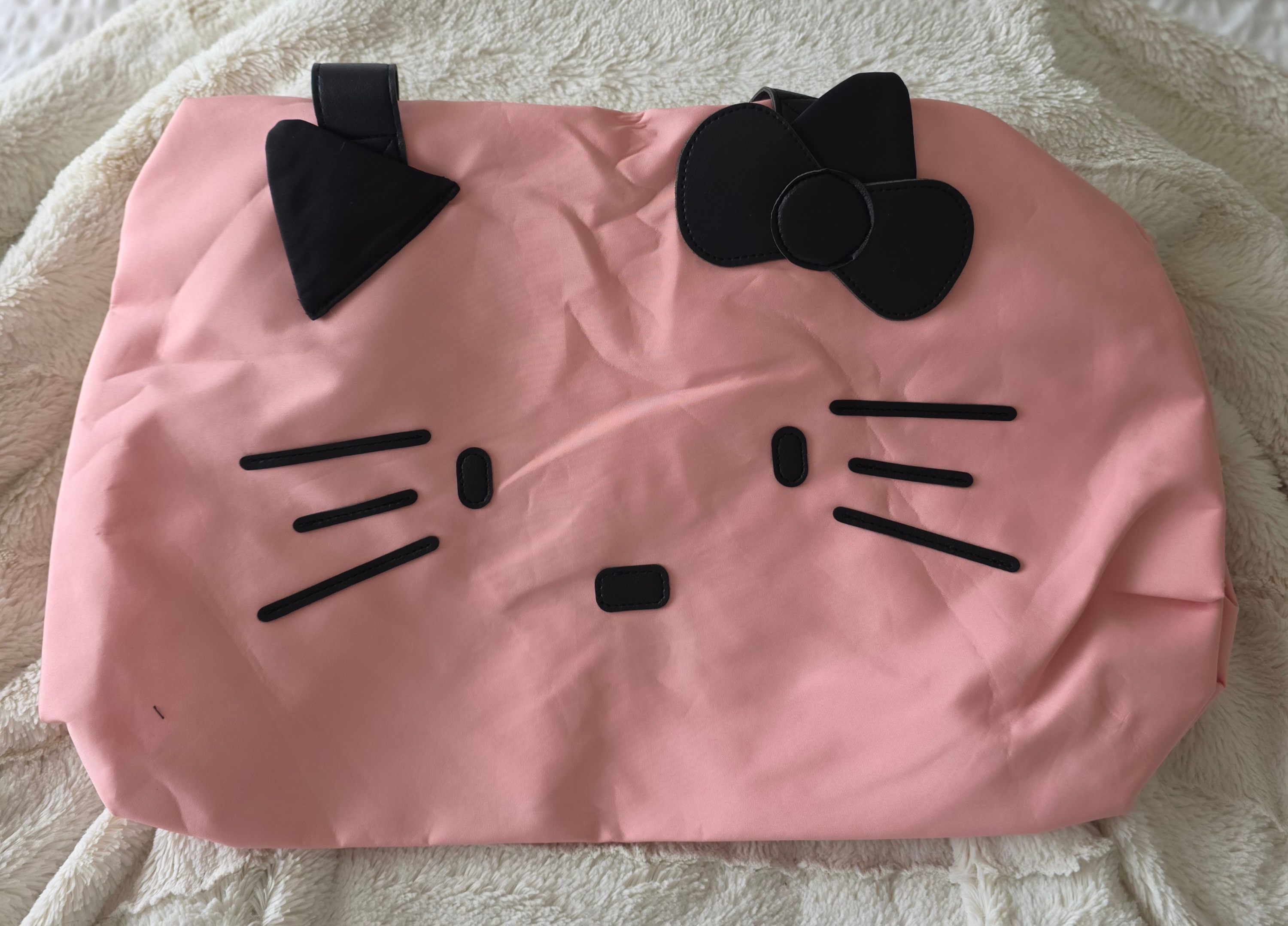 Hello Kitty-Pink-(Black Eyes/Bow)-Gym/Travel/Carry-On Bag-NEW - photo 3