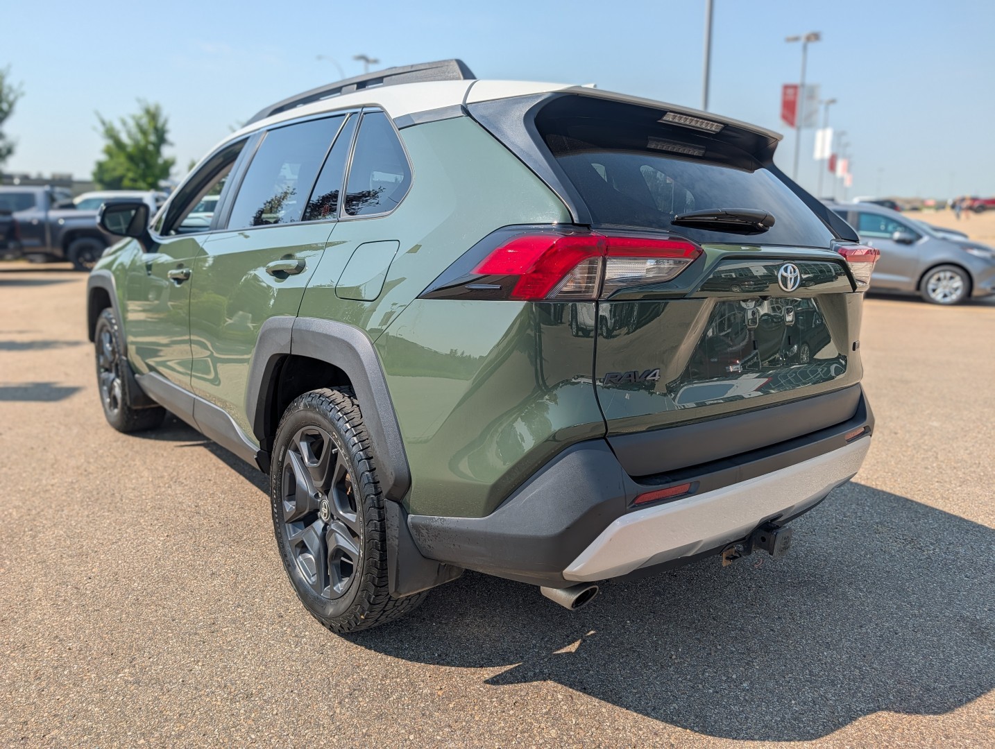 2024 Toyota RAV4 - photo 4