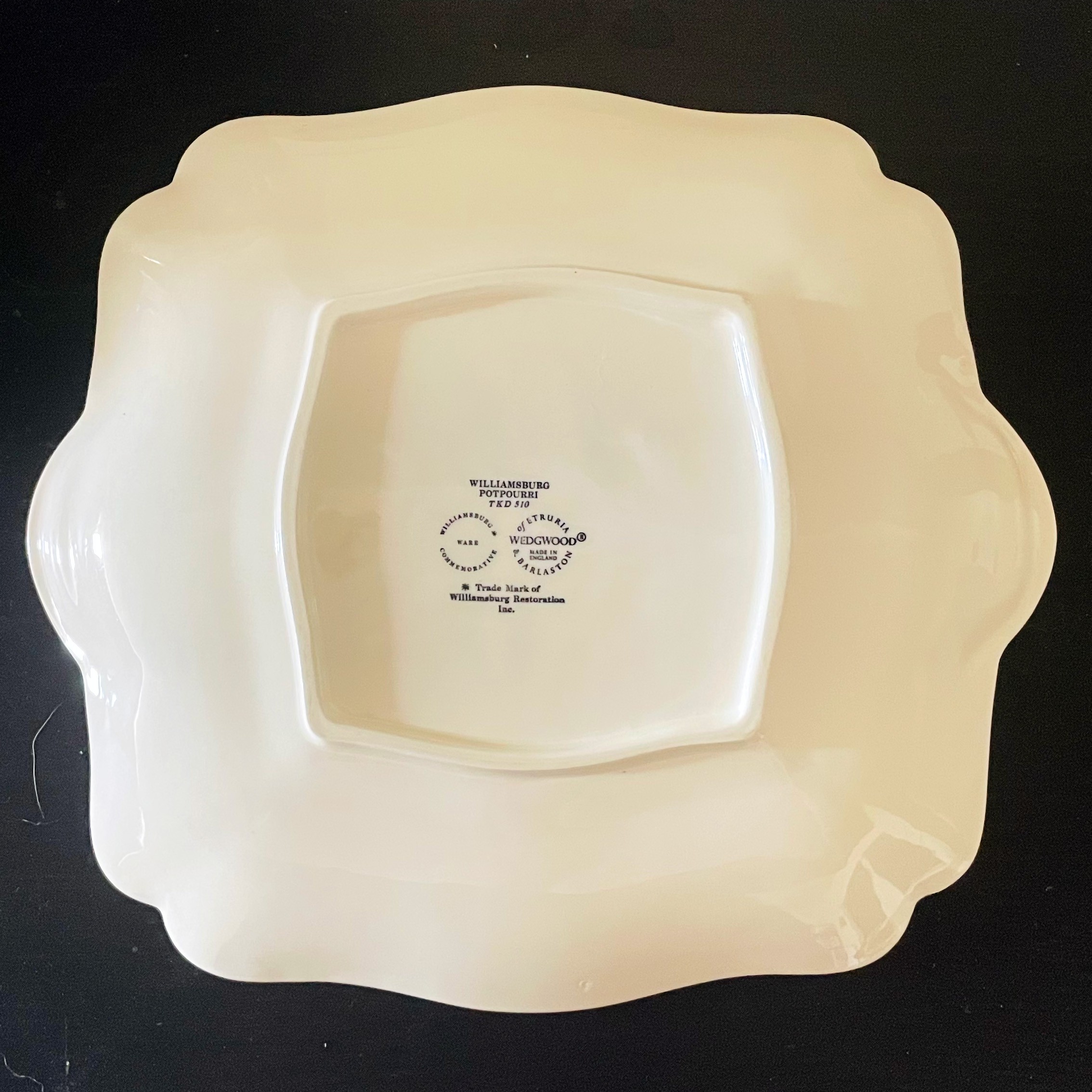 Square Handled Cake Plate Williamsburg Potpourri - photo 2