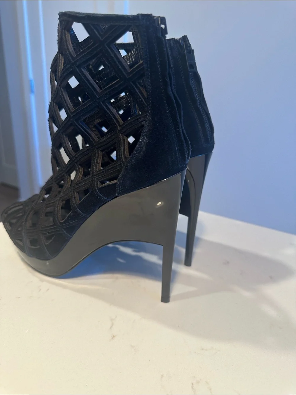 Burberry Black Open-Toe High Heels 125mm - photo 2