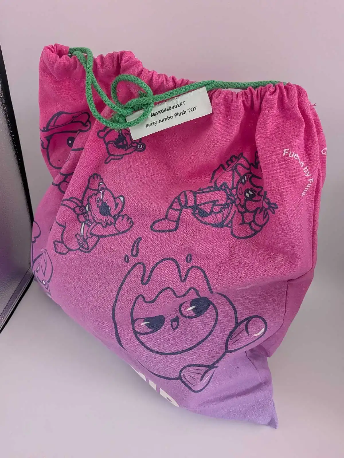Makeship Betsy Jumbo Plush Toy - photo 4