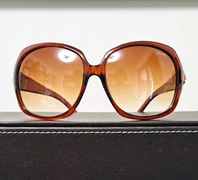 Vintage Y2K Oversized Sunglasses Brown Tortoiseshell Like New - photo 3