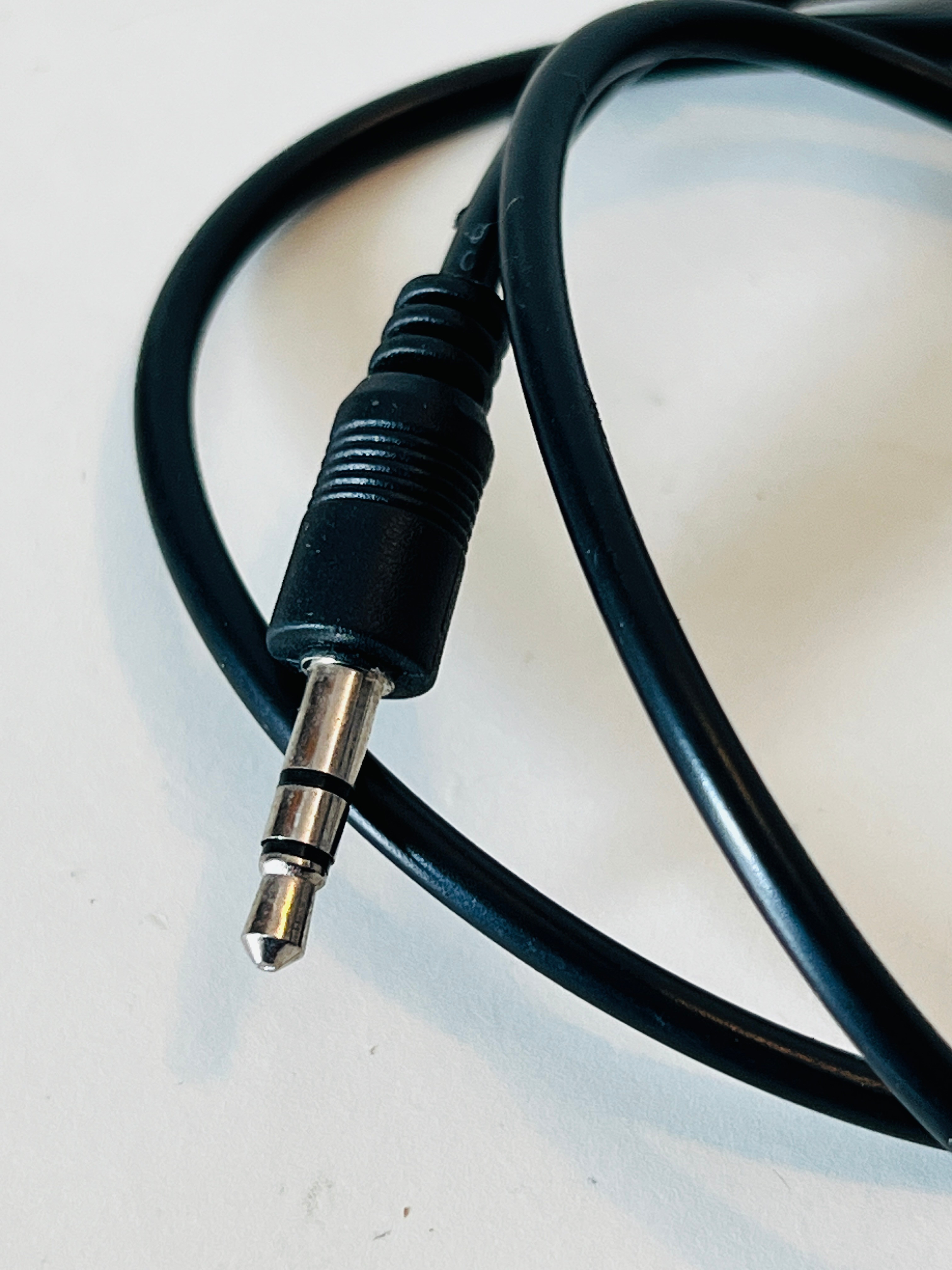 3.5 mm to micro usb cable adapter - photo 3