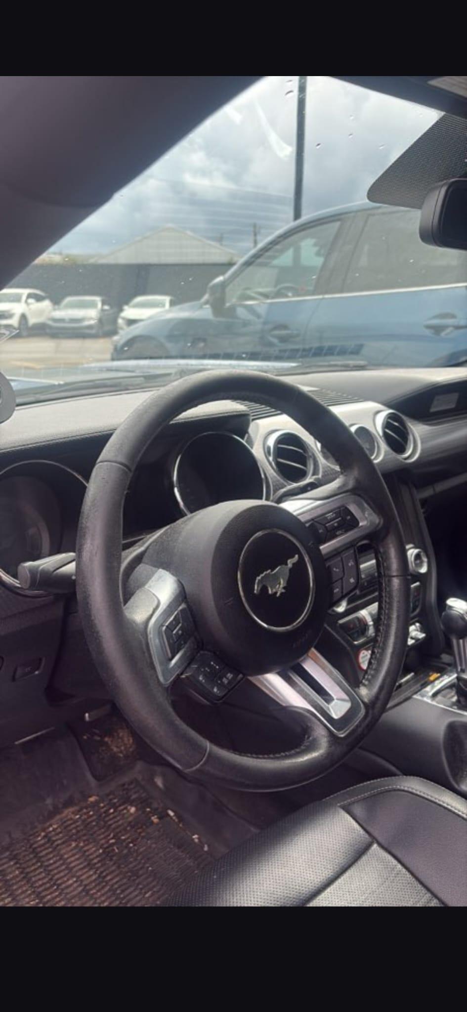 2017 Ford Mustang - photo 4