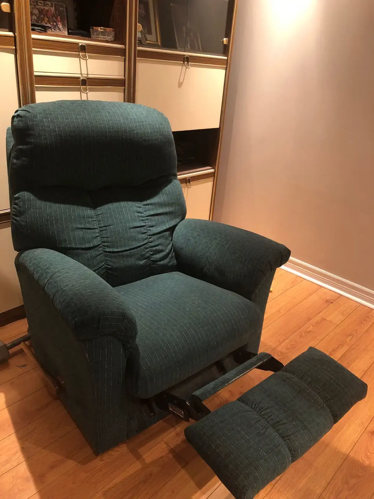 Green Vintage La-Z-Boy Recliner