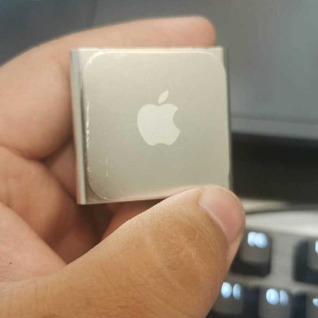 iPod nano 6th gen - photo 2