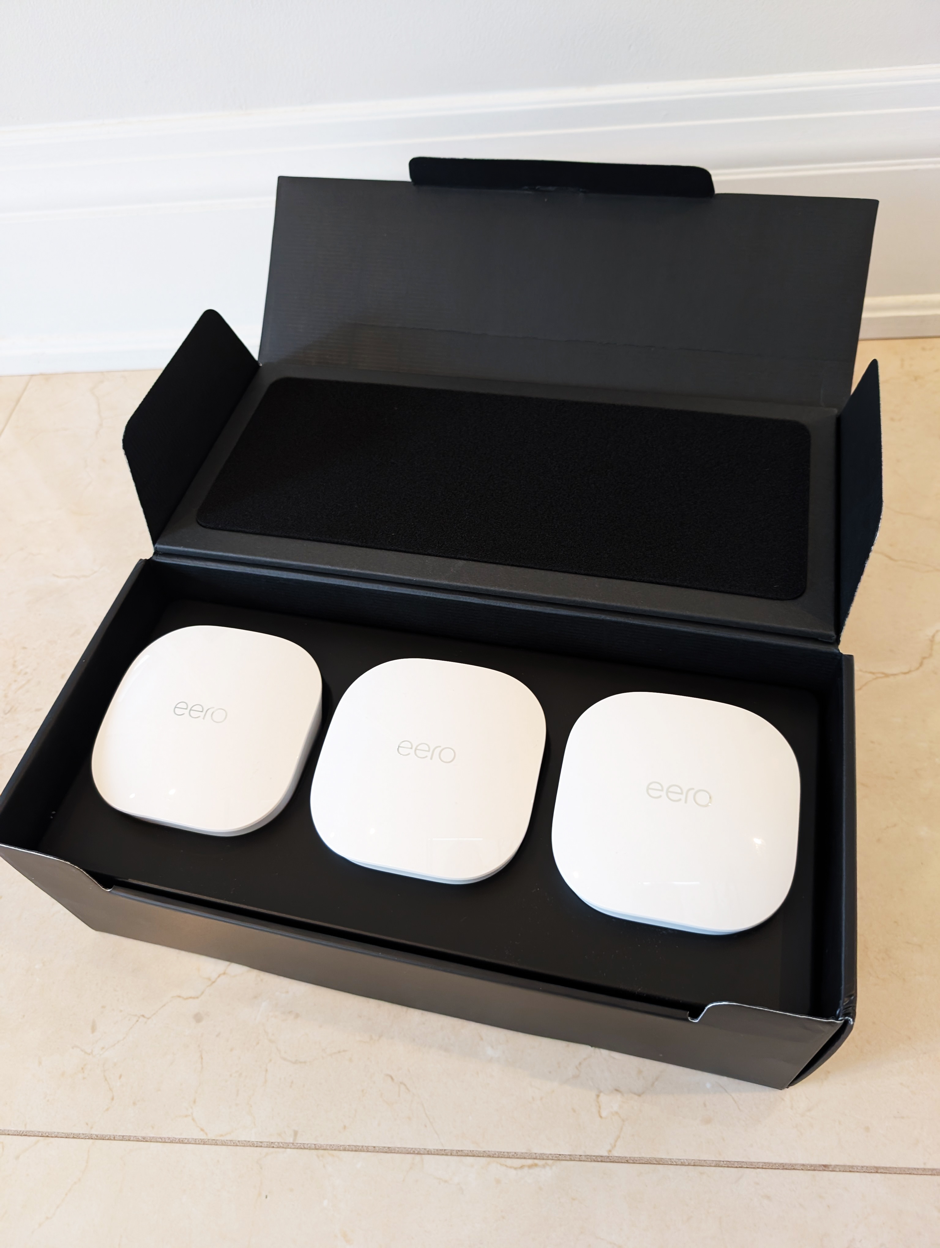 Eero mesh wifi system 3 pack model J010001 - photo 3