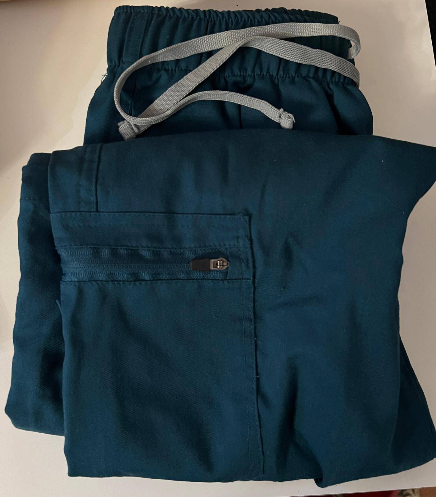 XS Teal Scrubs - photo 3