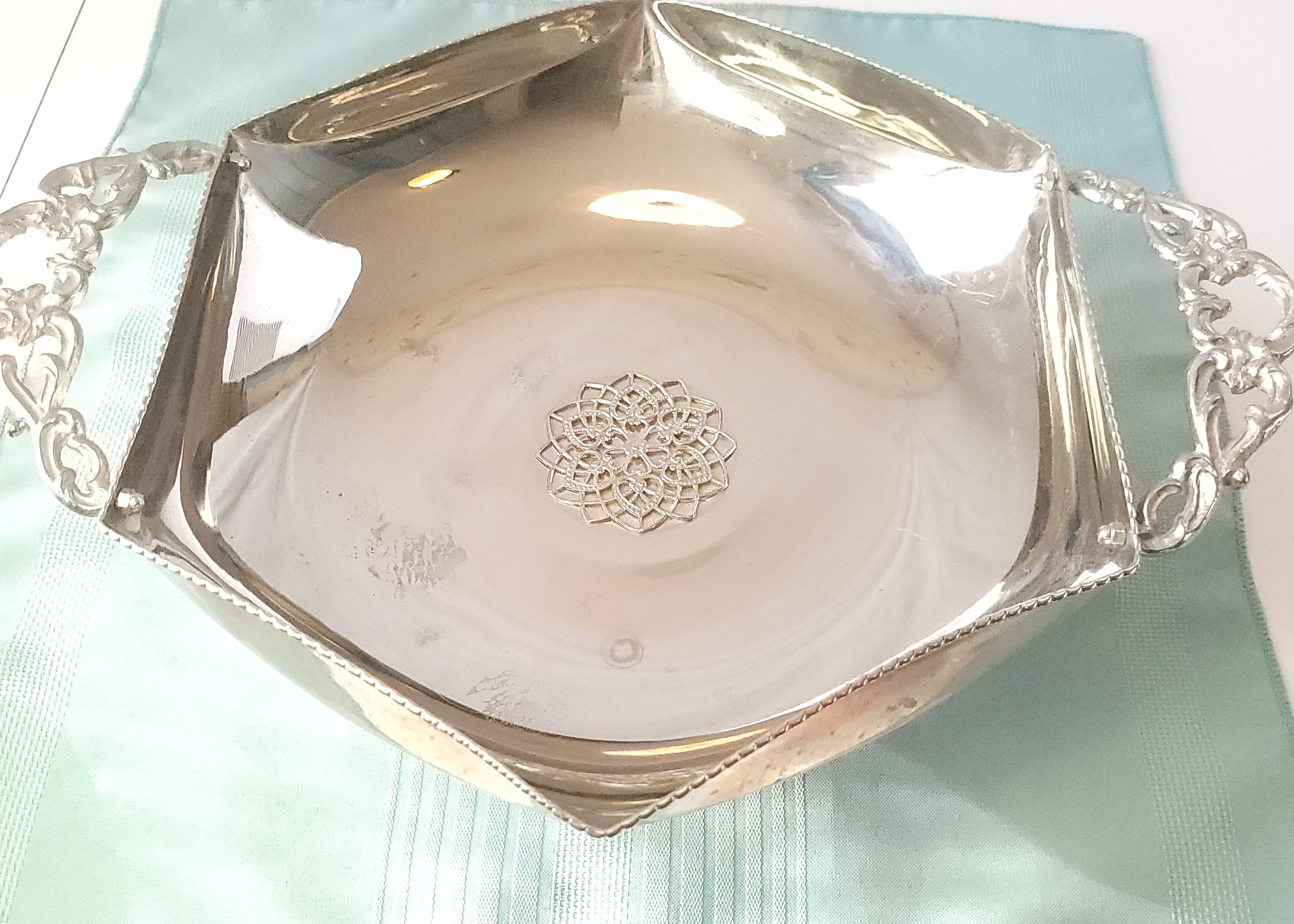Carniti Silver Plated Pedestal Bowl, Circa 1970s Italian Hexagon - photo 2